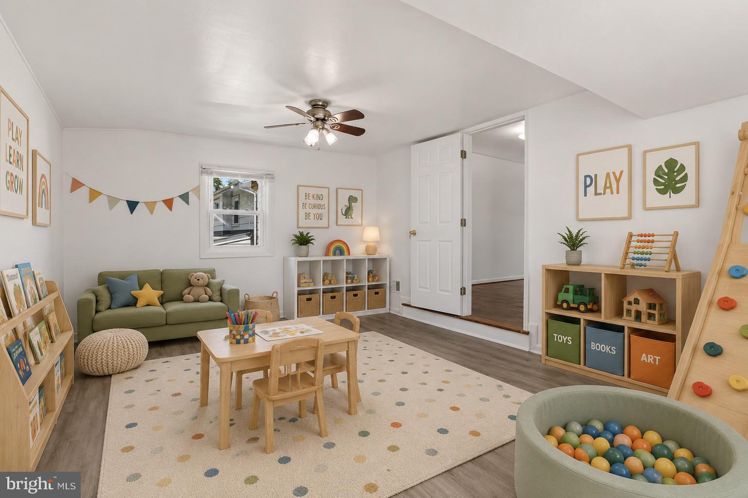 MONTROSE PARK - Residential