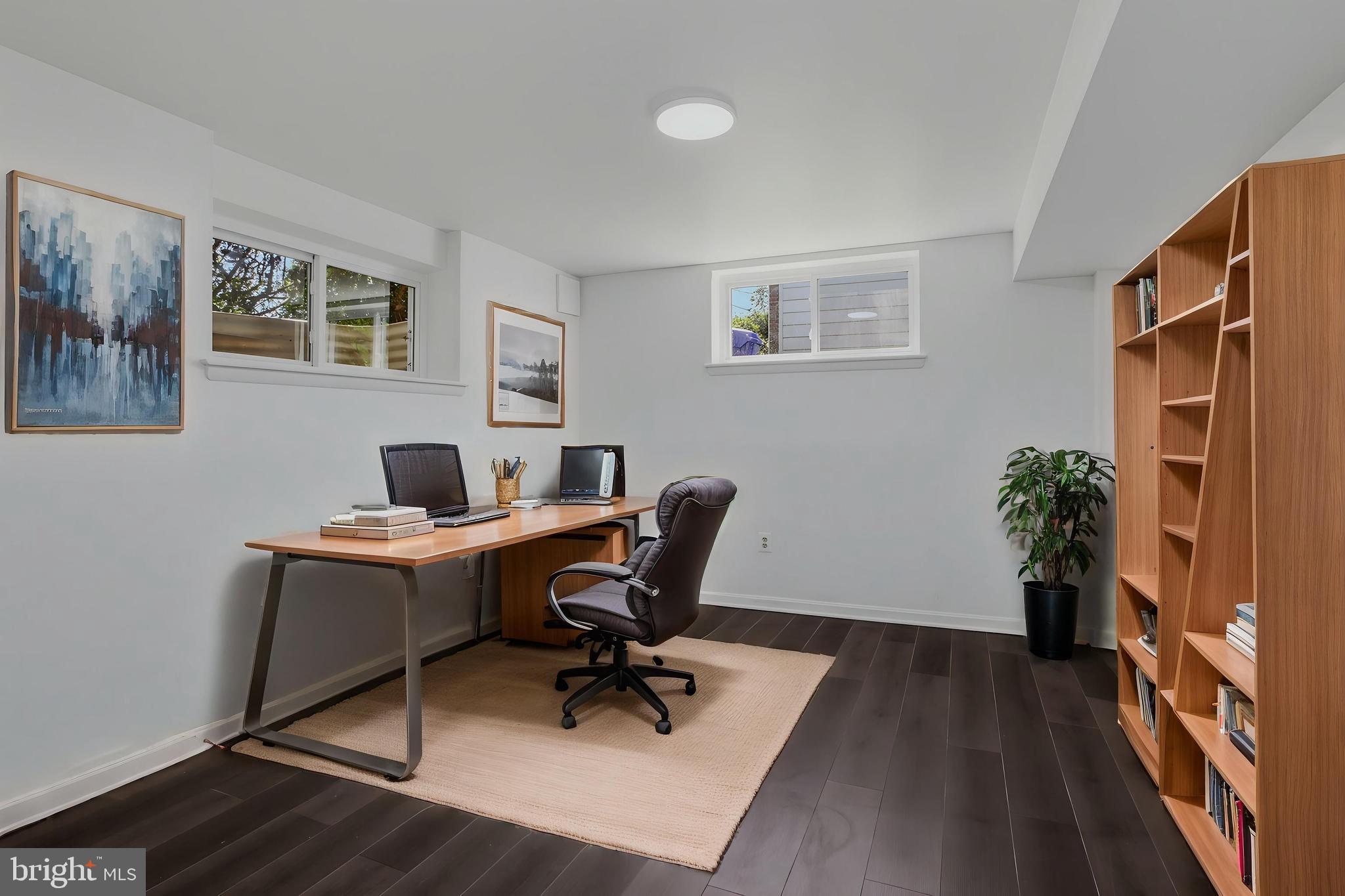 MONTROSE PARK - Residential