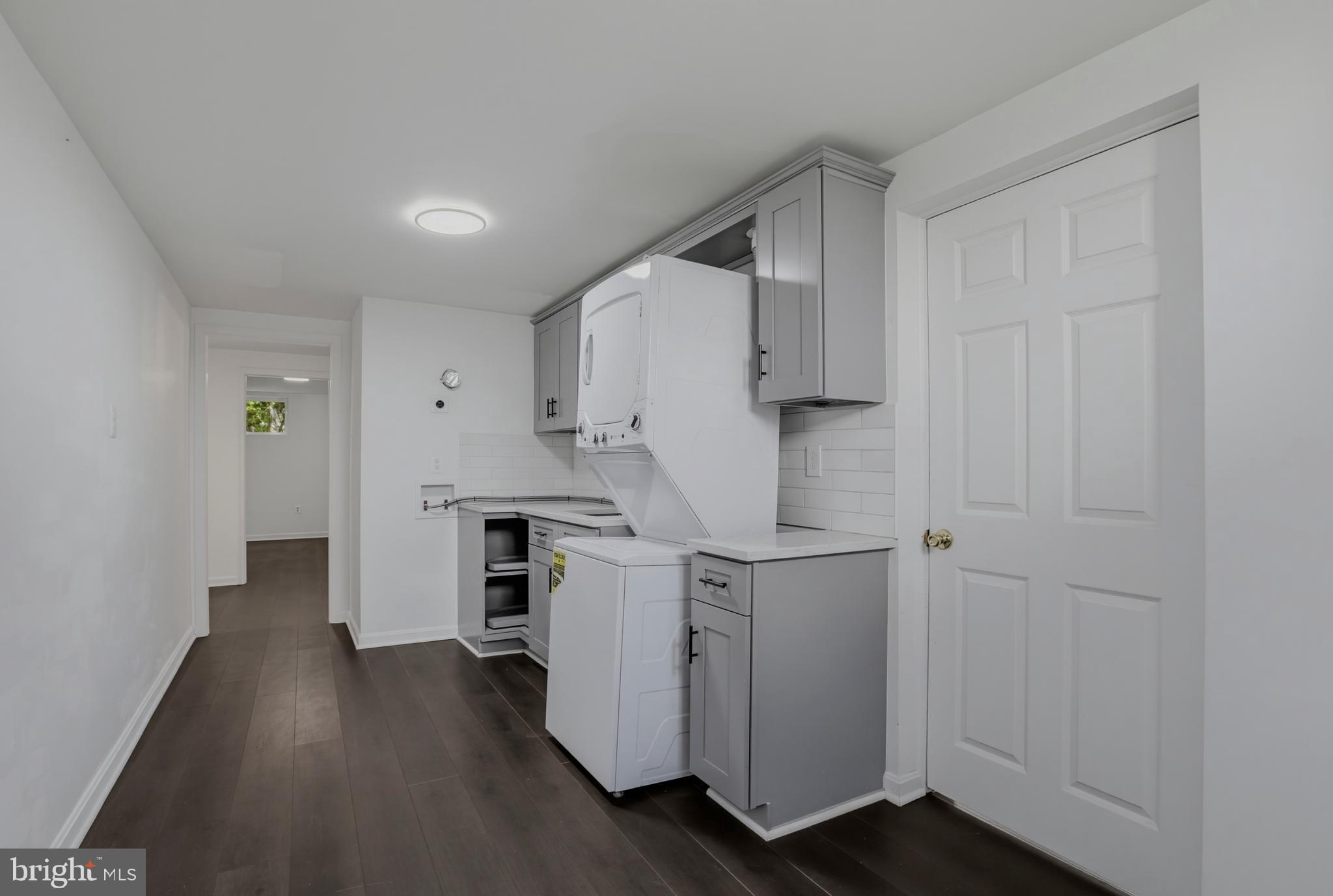 MONTROSE PARK - Residential
