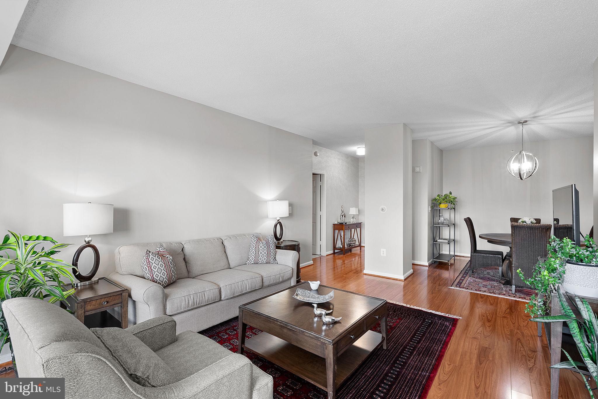 LANSDOWNE WOODS LEISURE WORLD - Residential