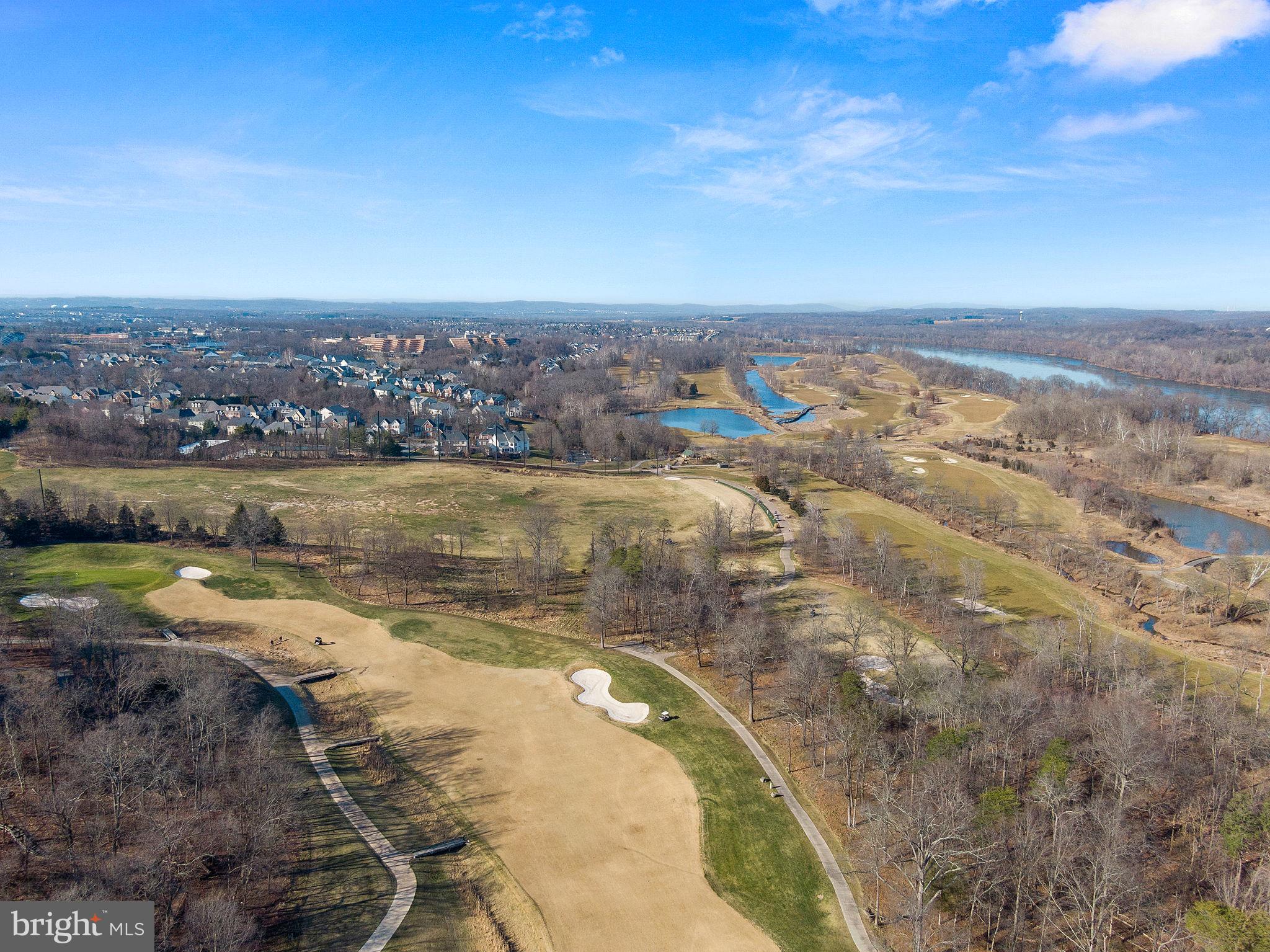 LANSDOWNE WOODS LEISURE WORLD - Residential