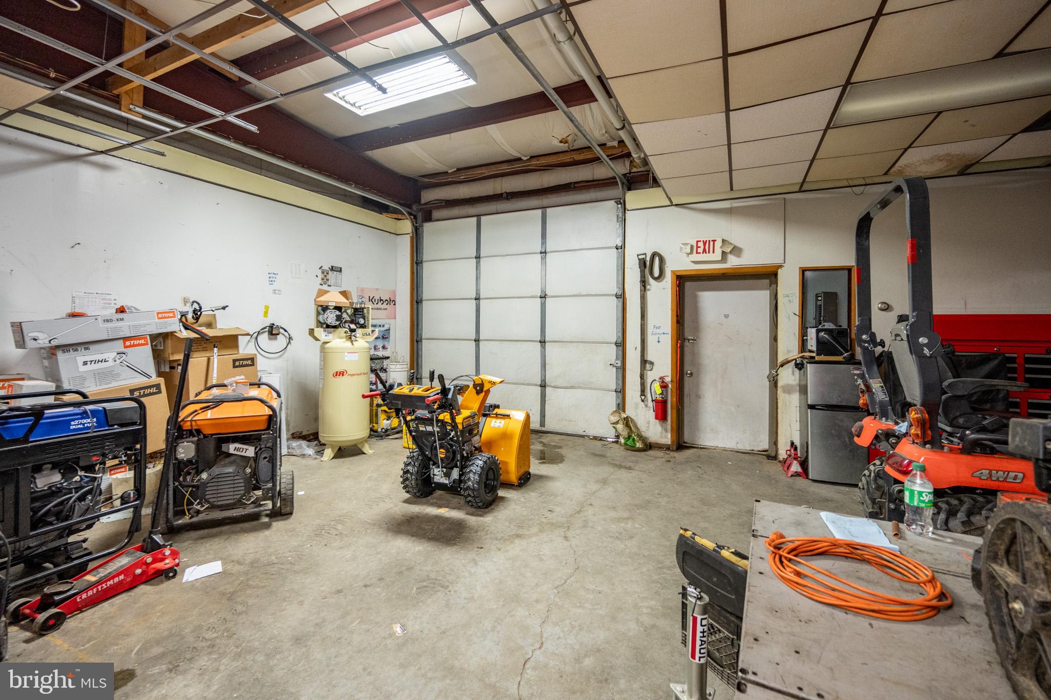 GARRETT HIGHWAY - Commercial Sale