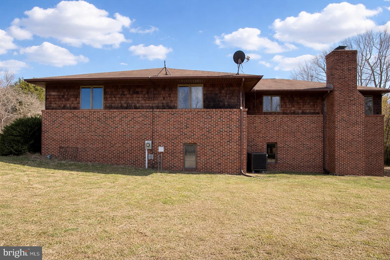 ALGONQUIN VILLAGE - Residential