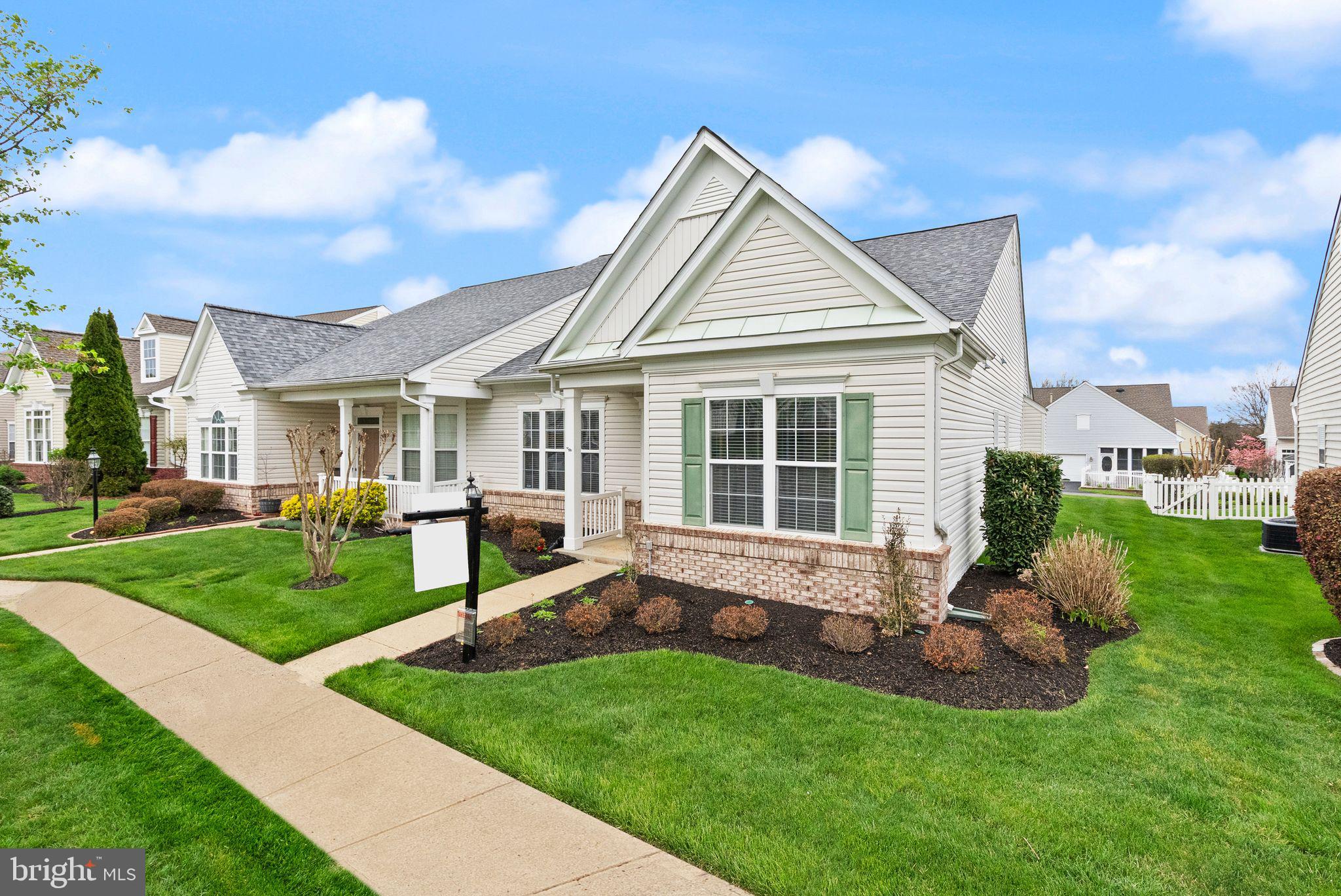 DUNBARTON - Residential