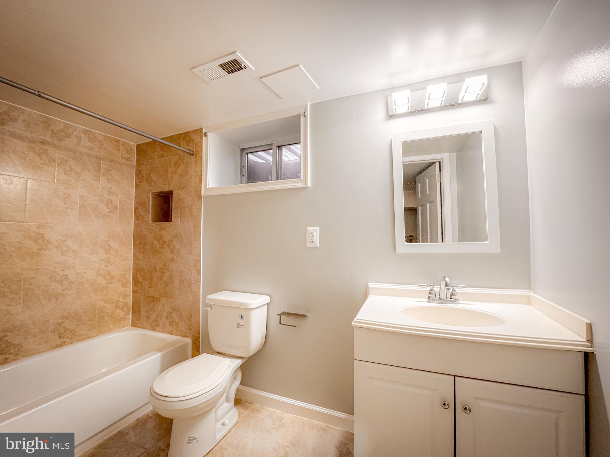 SHIRLINGTON - Residential Lease