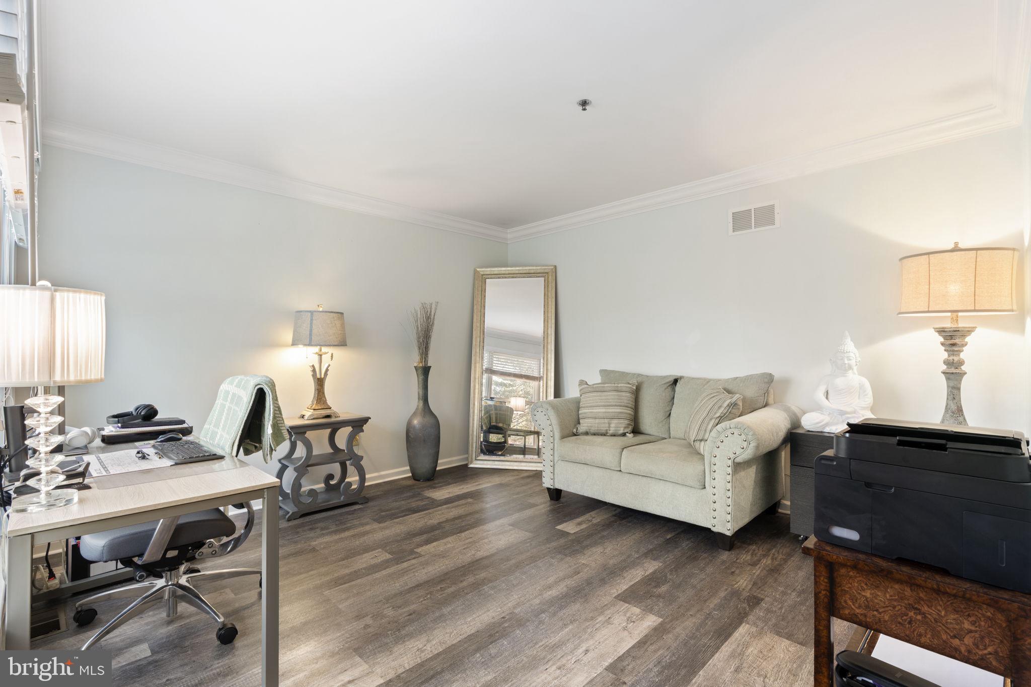 HIGH MEADOW - Residential