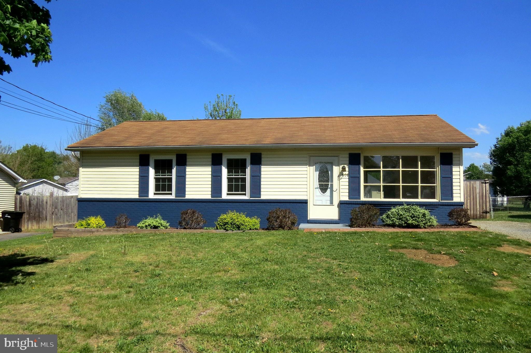 Charming 3-bedroom, 1-bath ranch-style home in a highly convenient Winchester location! This well-maintained home is in great condition and has been freshly painted, offering a clean, move-in ready feel. Featuring beautiful hardwood floors throughout and a fully fenced backyard—perfect for pets, entertaining, or relaxing evenings. Central heating and air conditioning for year-round comfort.  Convenient one-level living throughout. Ideally situated just off Berryville Avenue, with quick access to shopping, dining, and major commuter routes, making it a great option for those traveling to Northern Virginia. Don’t miss this opportunity!