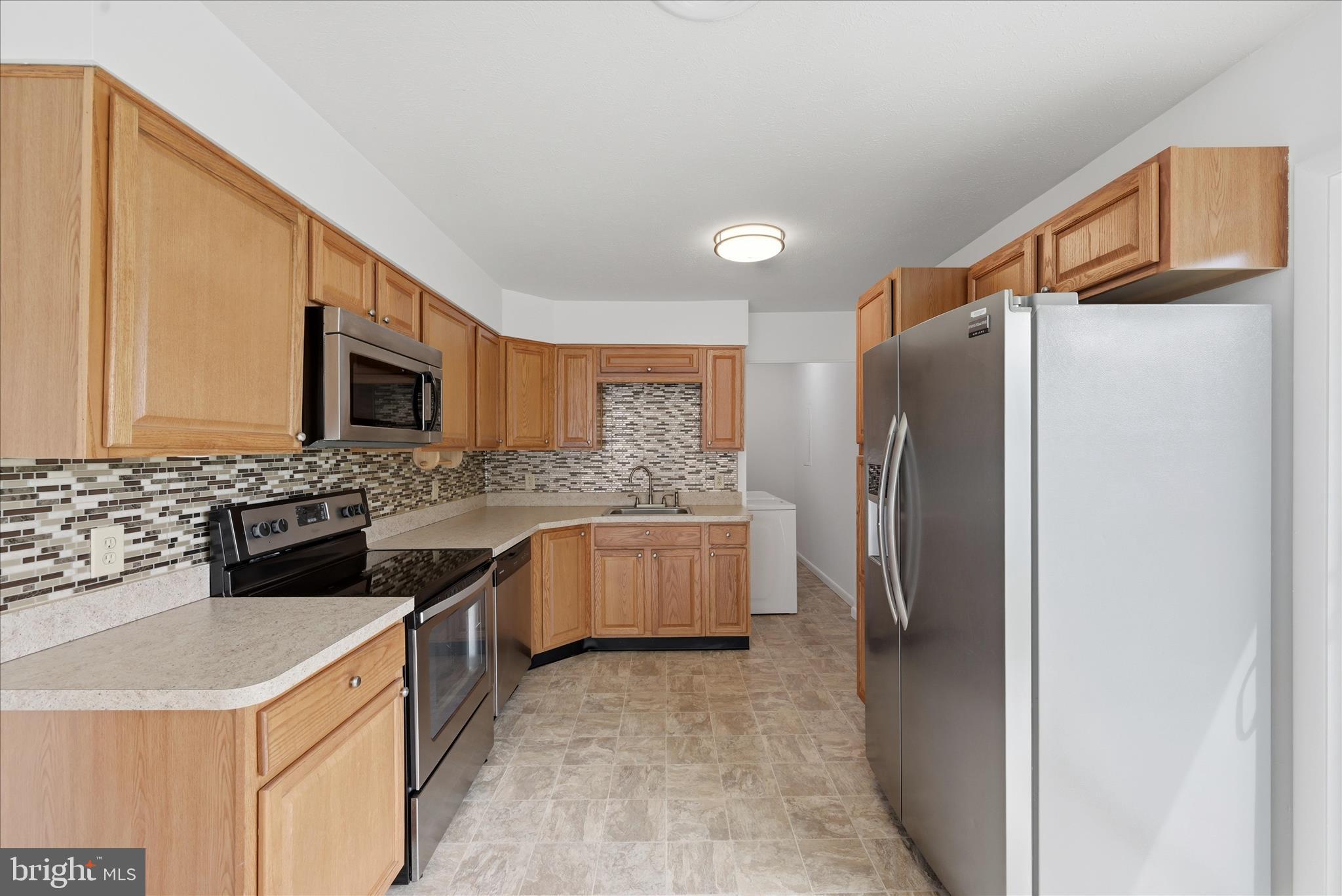 DUNLAP STREET - Residential