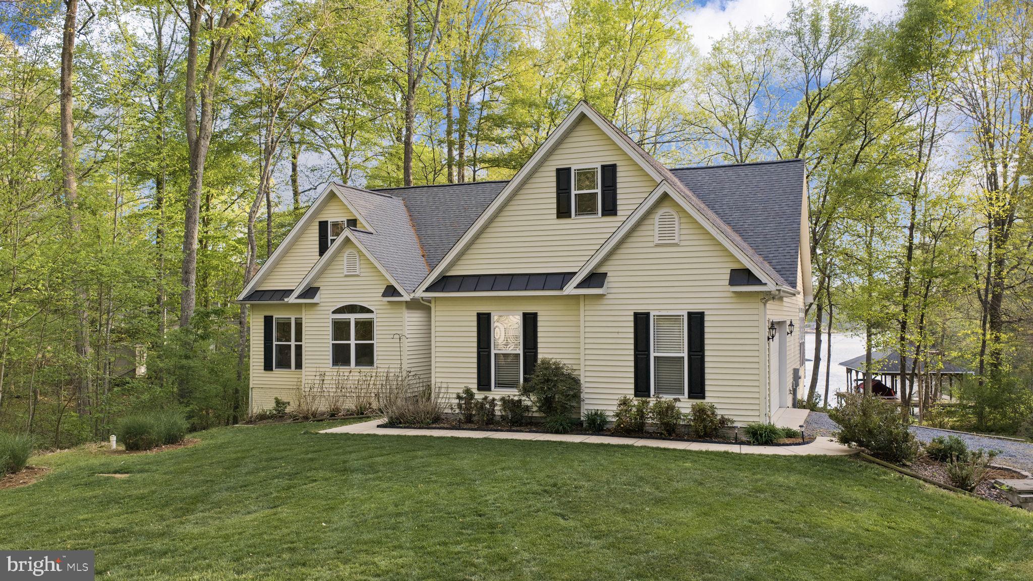 SARA SCOTT ESTATE - Residential