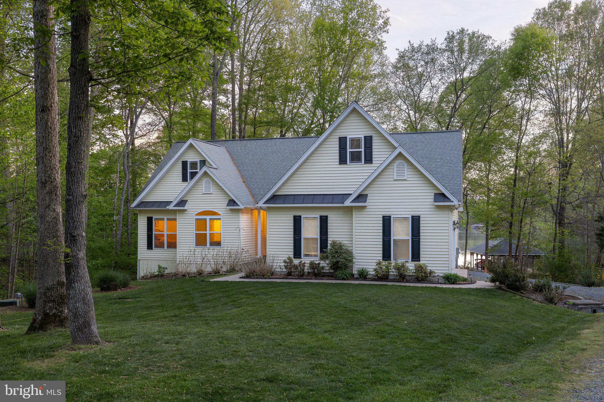 SARA SCOTT ESTATE - Residential