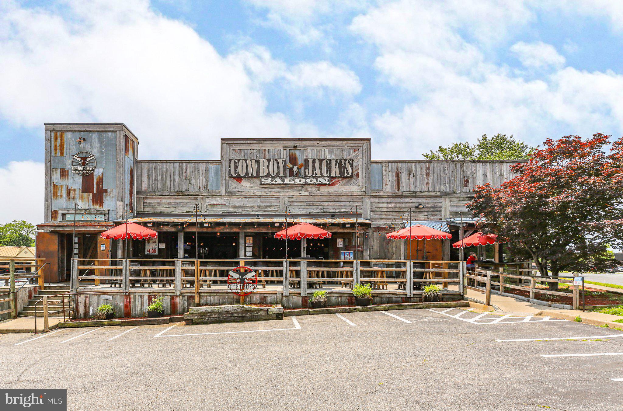 Position your business in one of Fredericksburg’s highest-visibility corridors with this rare opportunity to acquire a standalone restaurant along Route 3 (Plank Road). Situated on a 0.77-acre parcel, this ±6,158 SF building is currently operating as a full-service restaurant and bar, making it ideal for investors or owner-users seeking a turnkey hospitality opportunity.

The property features multiple dining areas, bar seating, an established outdoor patio, and a fully equipped commercial kitchen, including a hood system and all major kitchen equipment—allowing for a seamless transition to operations. Ample on-site parking supports high customer volume and convenient access.

Located along Fredericksburg’s premier retail corridor, the site benefits from 40,000+ vehicles per day, proximity to I-95 and strong surrounding residential and commercial density. Nearby national brands include Wawa, Gold’s Gym, and numerous quick-service and full-service restaurants.