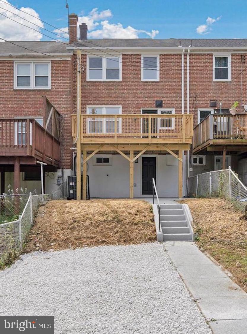 IDLEWOOD - Residential Lease