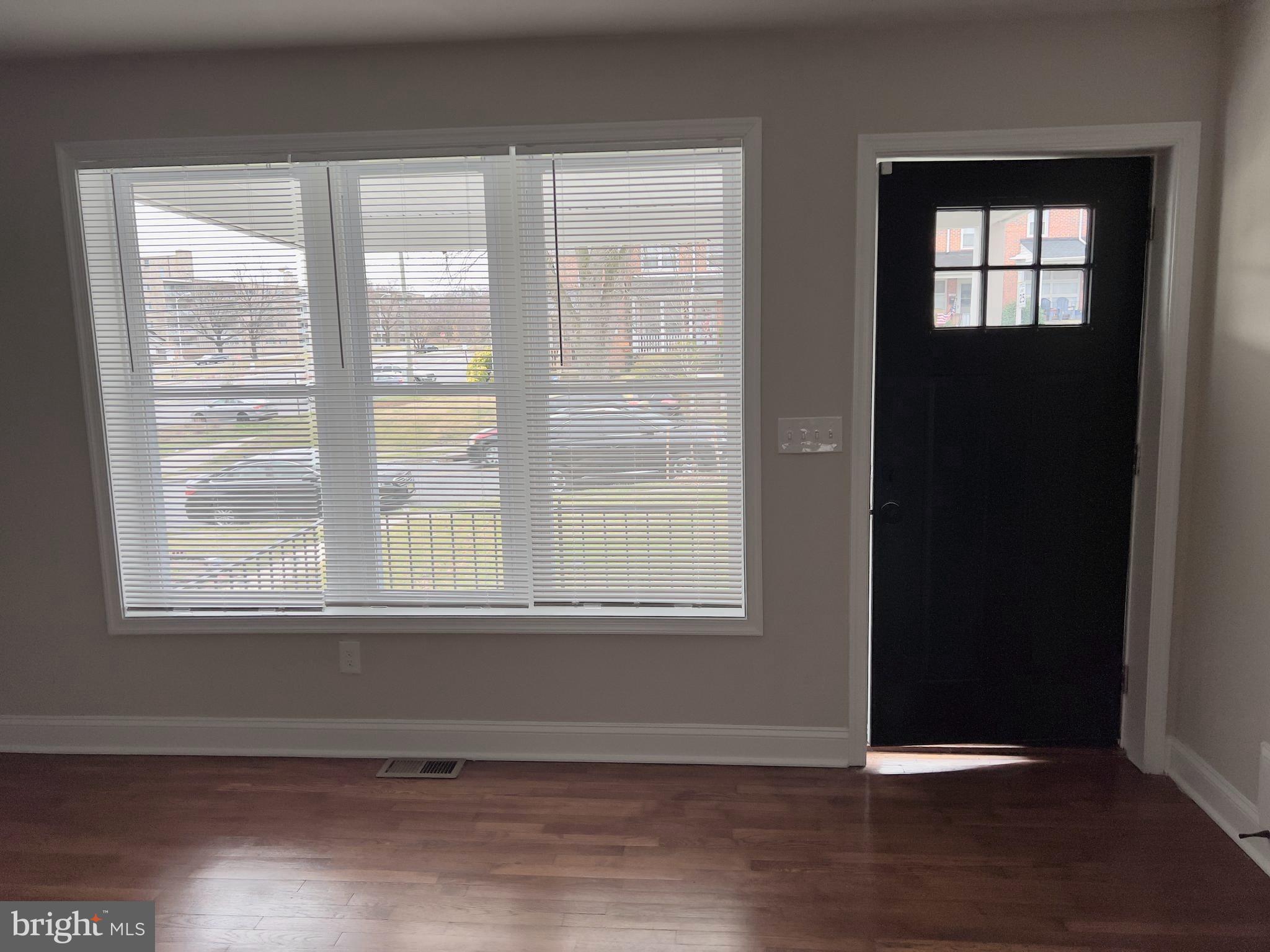 IDLEWOOD - Residential Lease
