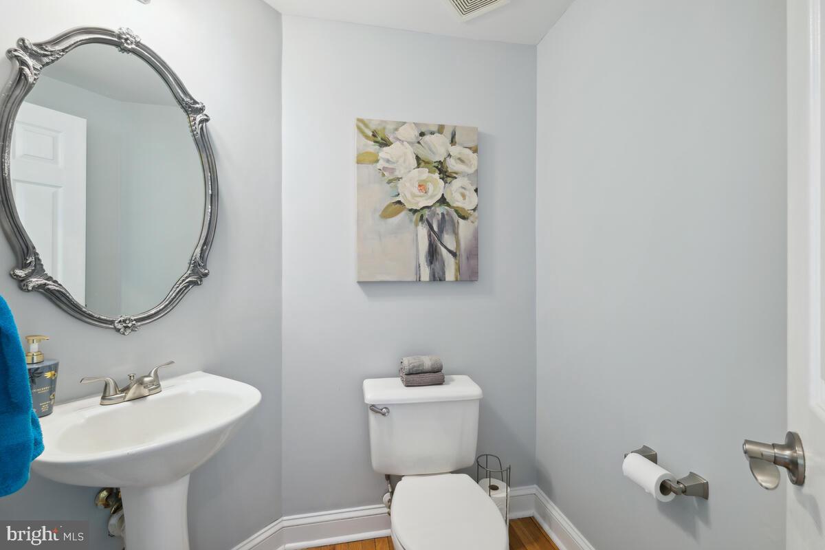 DARNESTOWN KNOLLS - Residential