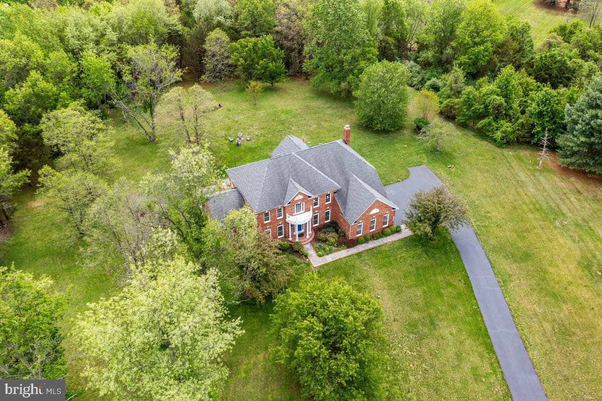DARNESTOWN KNOLLS - Residential