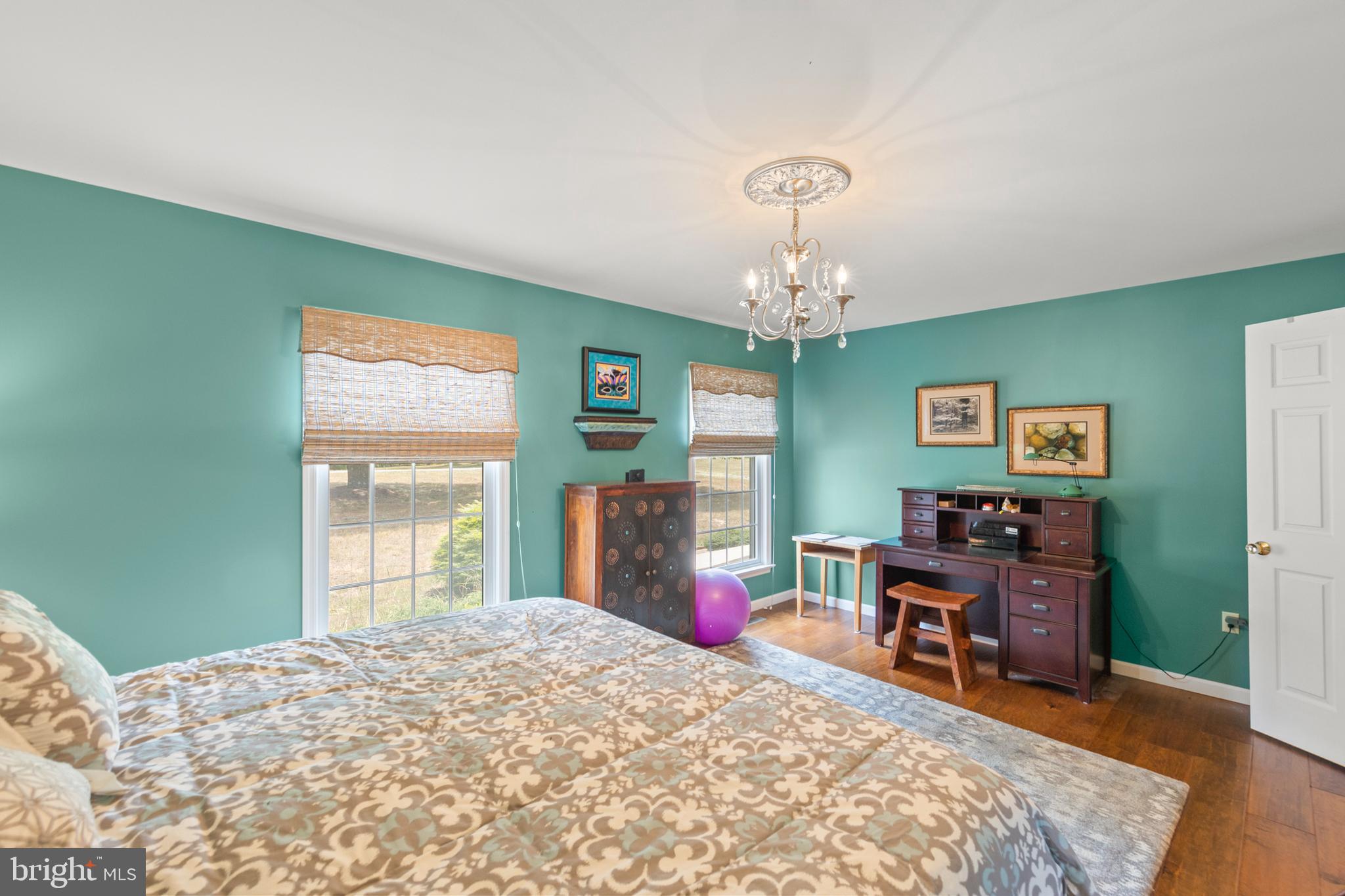 DUNMORE RIDGE PARK - Residential