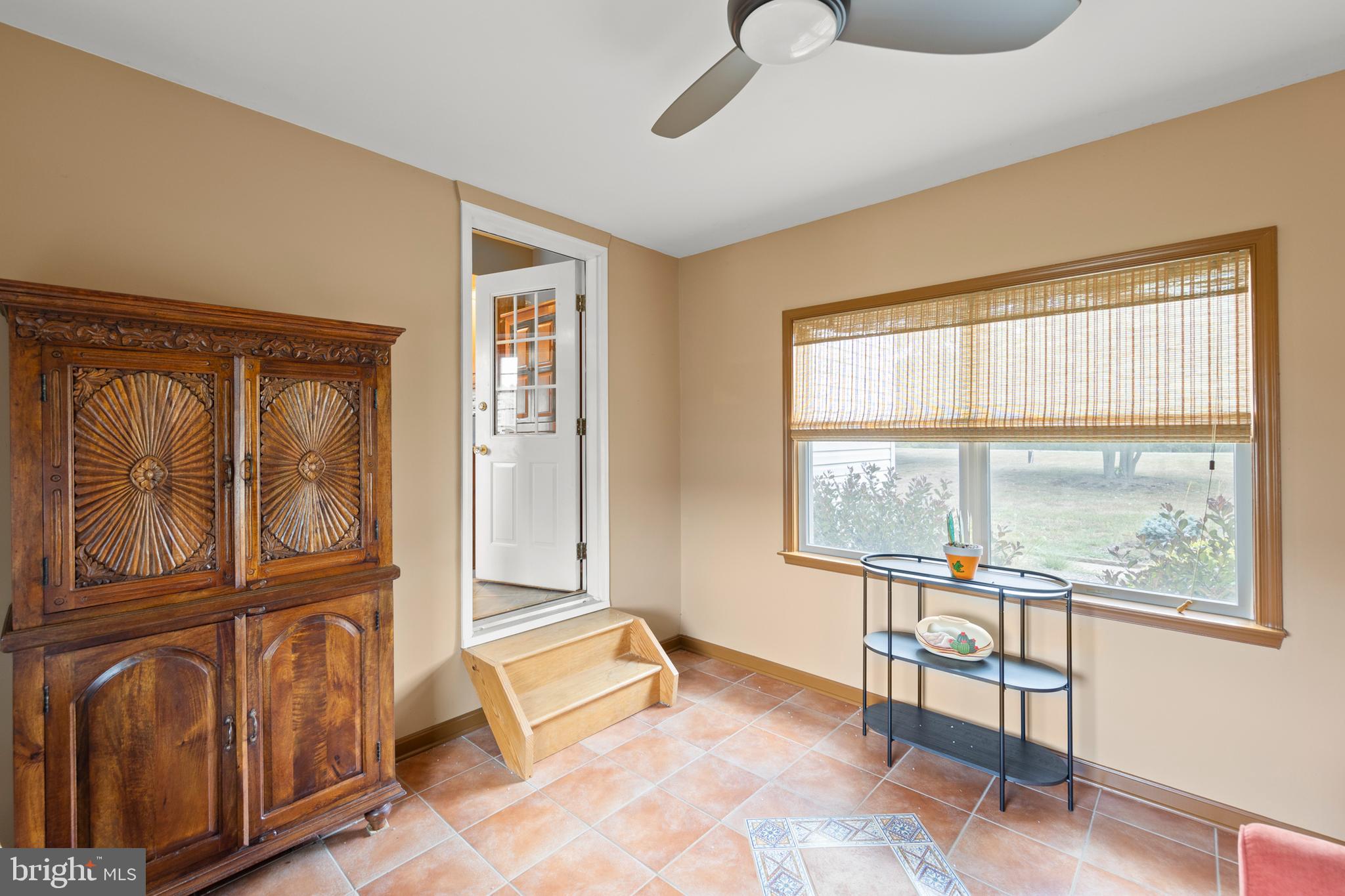 DUNMORE RIDGE PARK - Residential