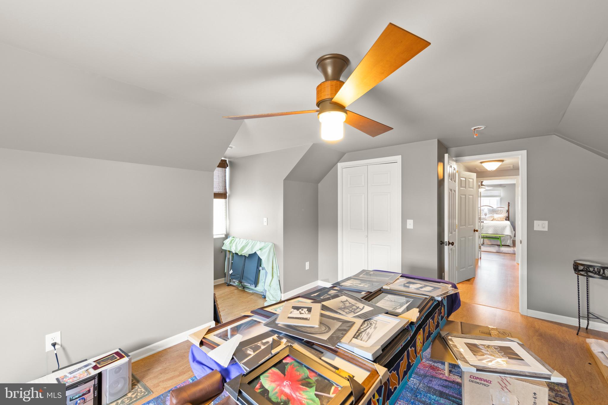 DUNMORE RIDGE PARK - Residential
