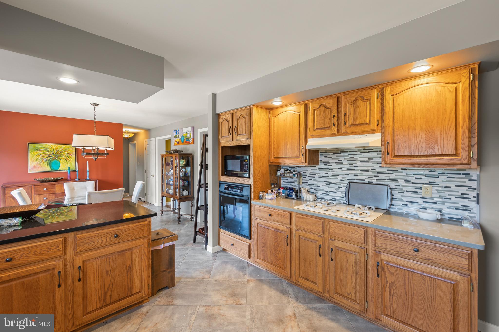 DUNMORE RIDGE PARK - Residential