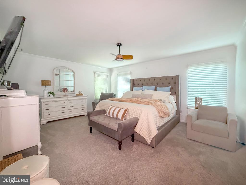 YARDLEY OAKS - Residential