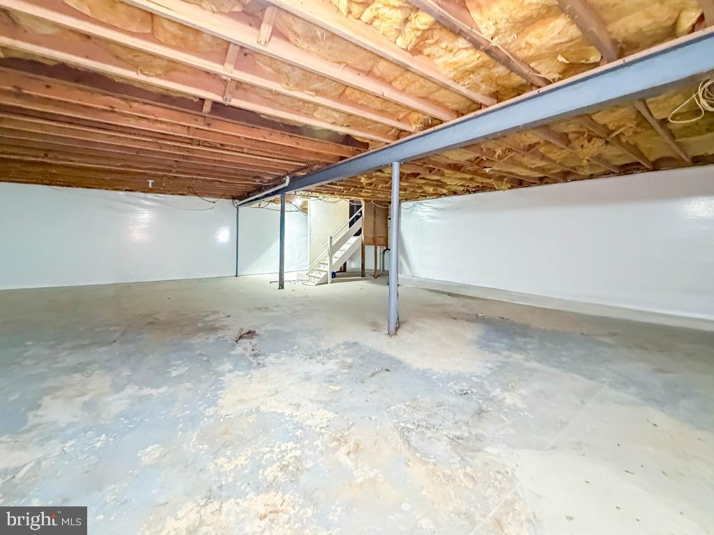 YARDLEY OAKS - Residential