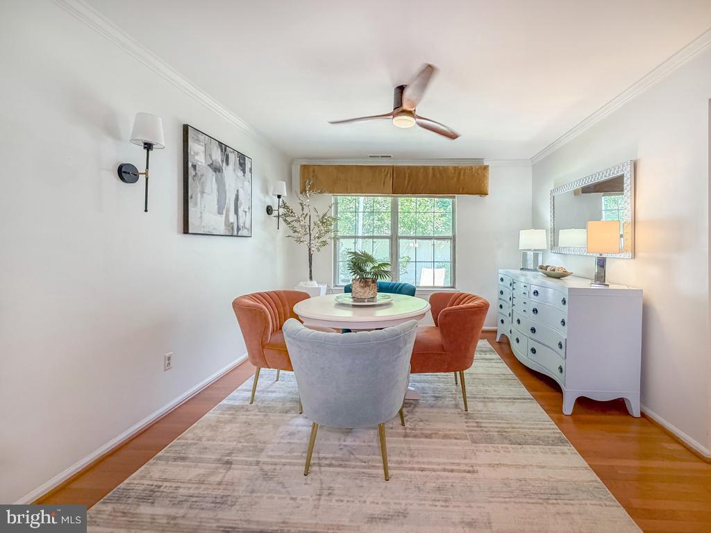 YARDLEY OAKS - Residential