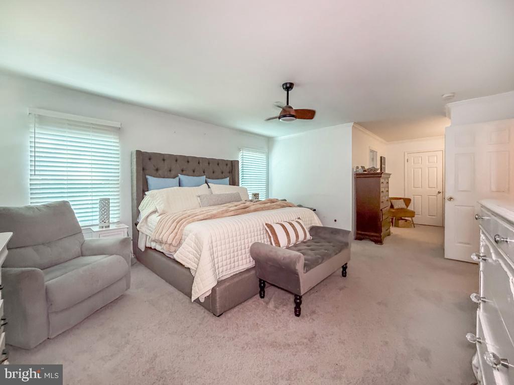 YARDLEY OAKS - Residential