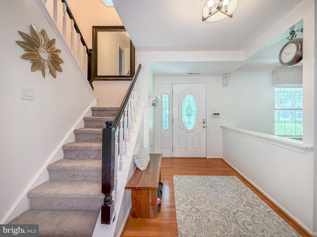 YARDLEY OAKS - Residential