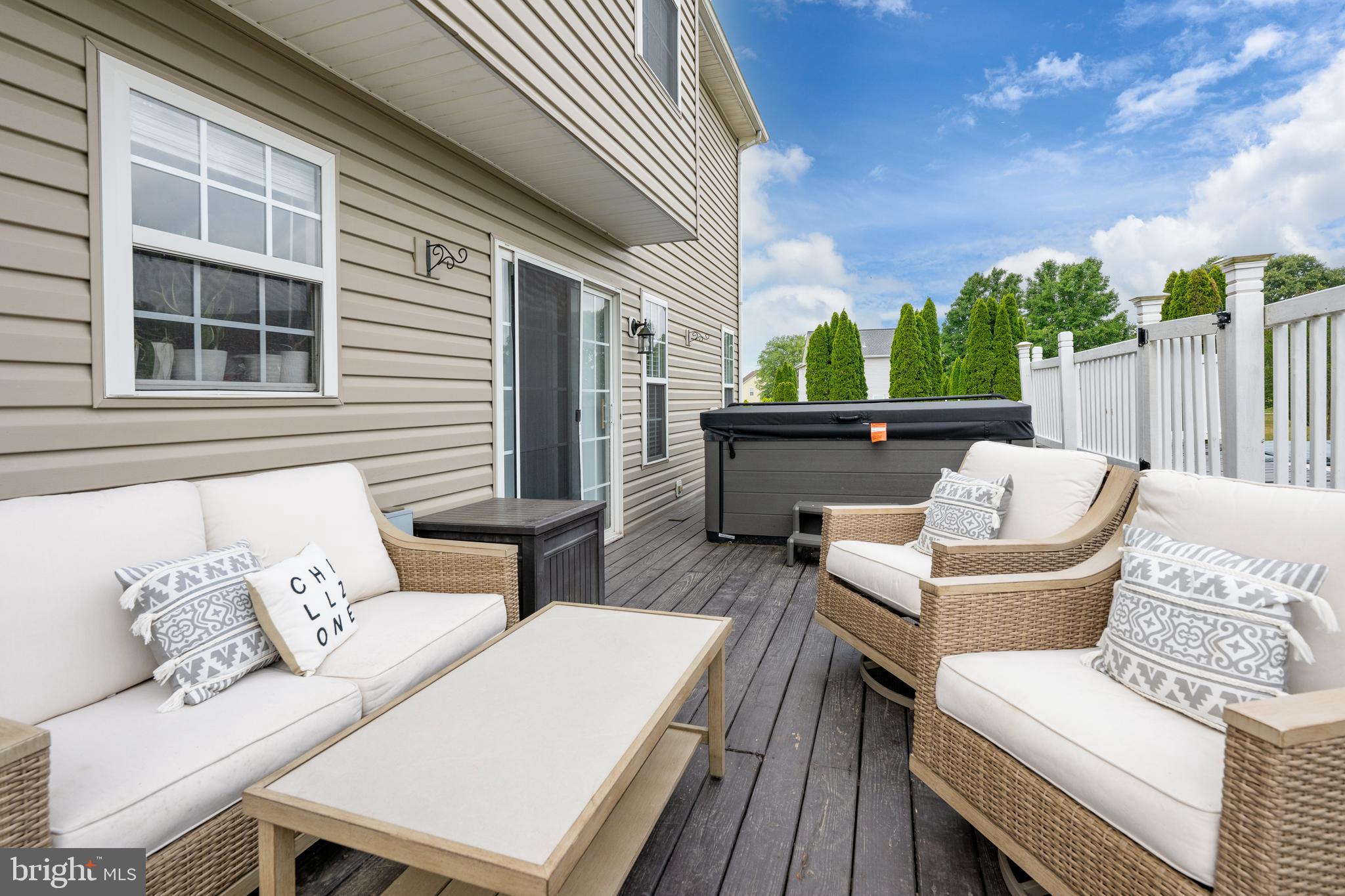 BLOOMFIELD ACRES - Residential