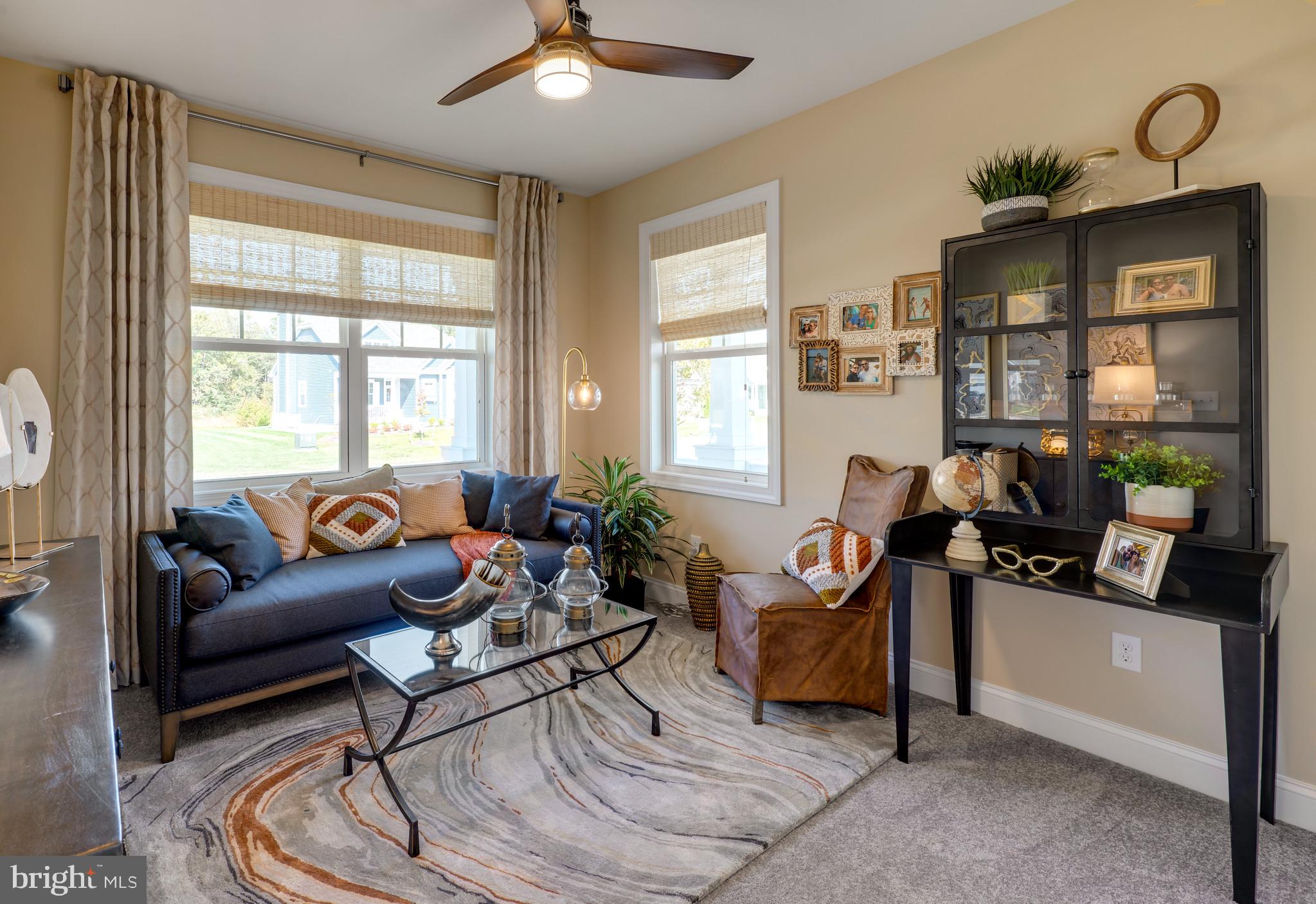 PENINSULA LAKES - Residential