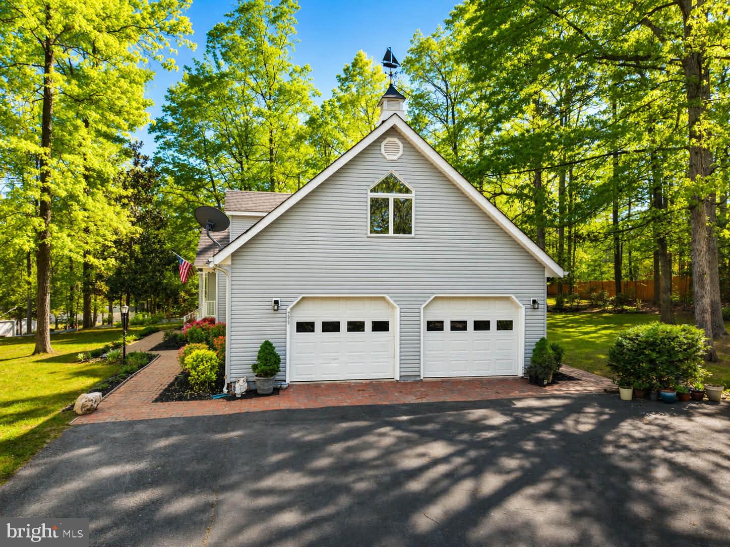 LAKE LAND OR - Residential