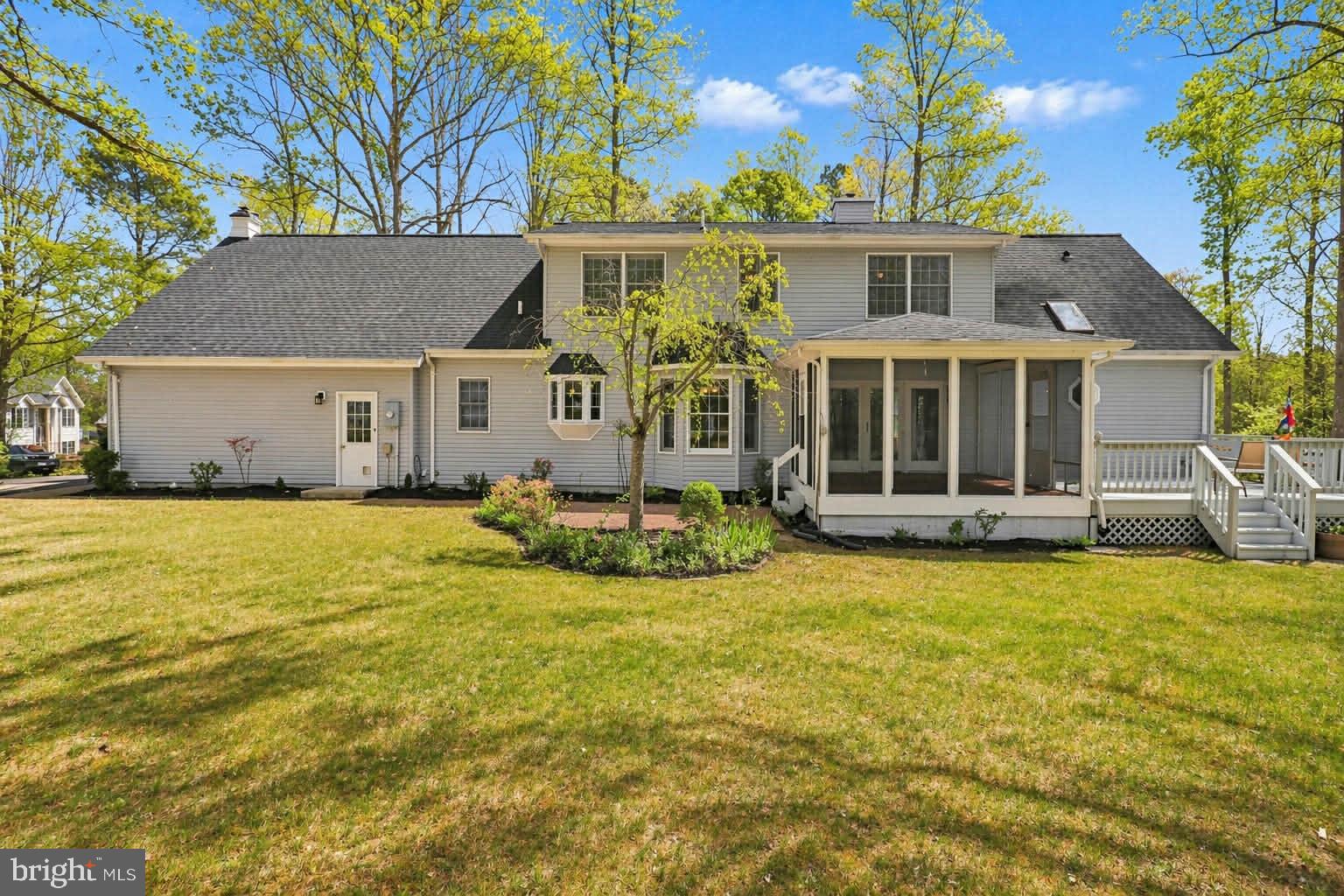 LAKE LAND OR - Residential