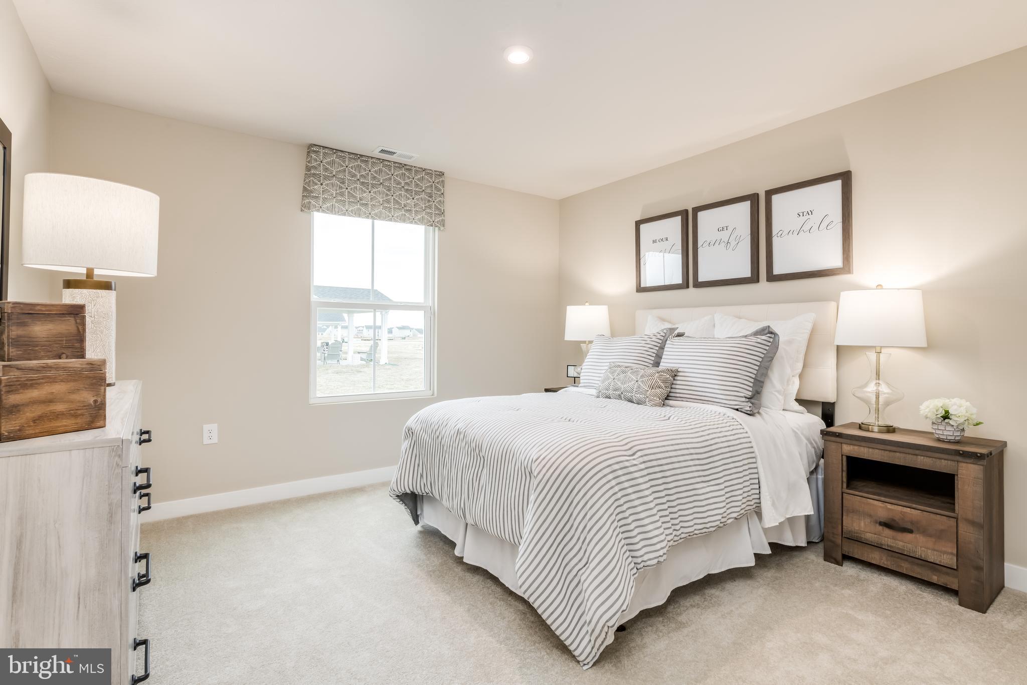 CARDINAL POINTE - Residential