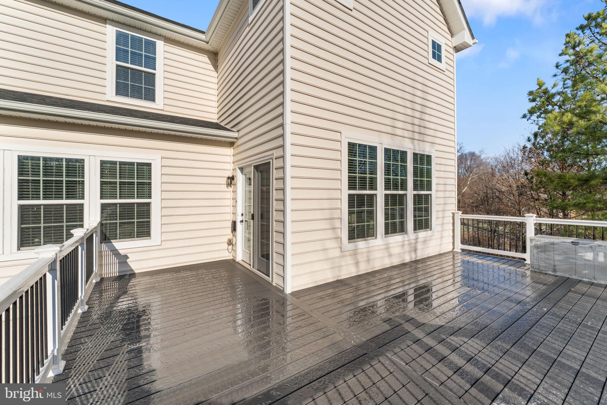 OAK CREEK CLUB - Residential