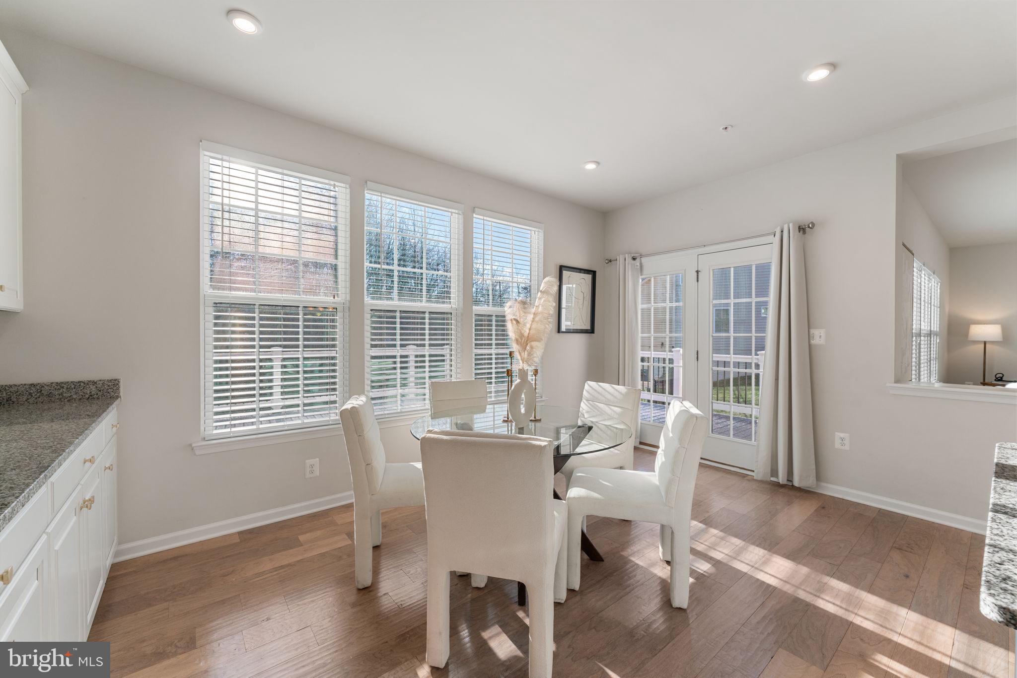 OAK CREEK CLUB - Residential