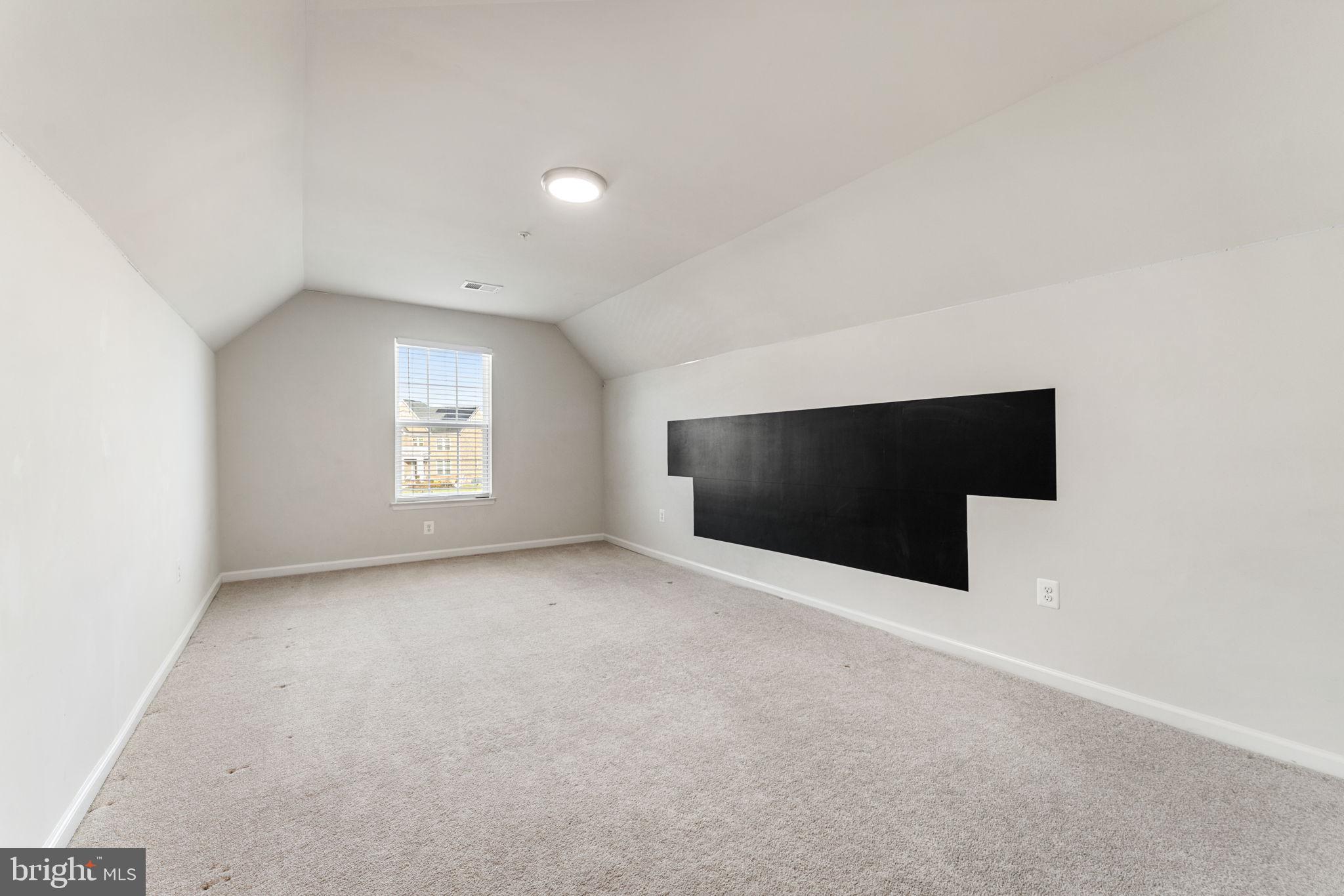 OAK CREEK CLUB - Residential