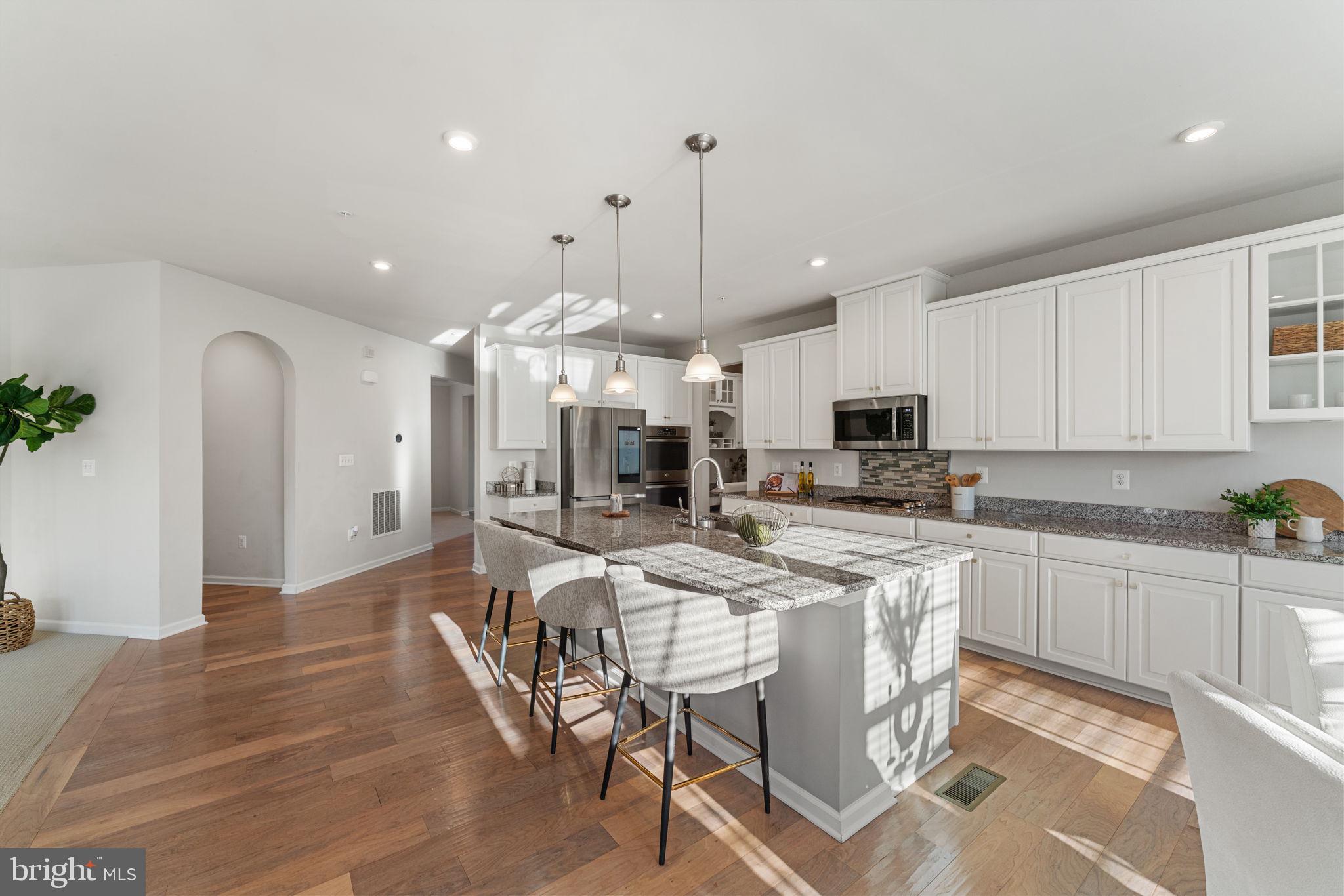 OAK CREEK CLUB - Residential