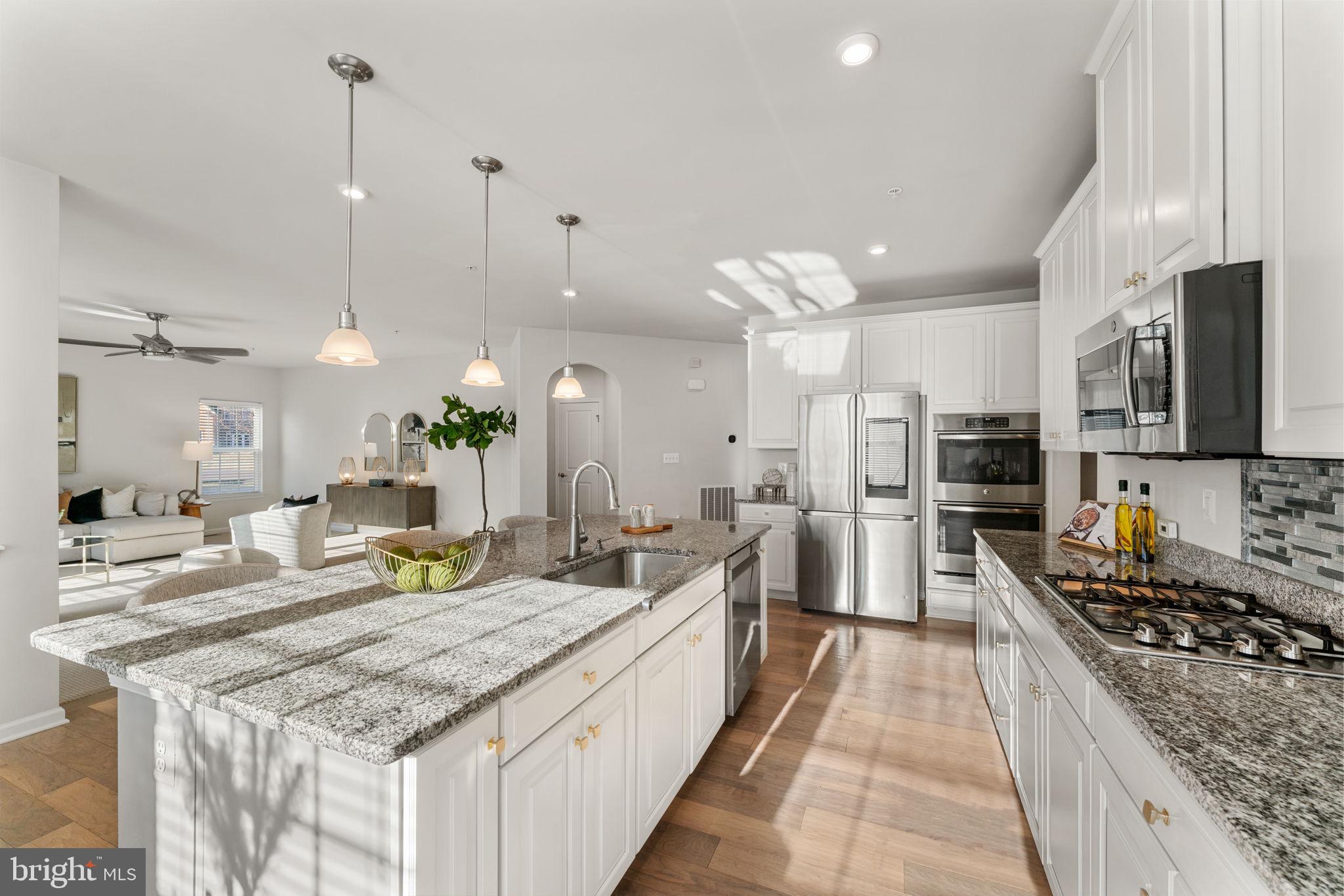 OAK CREEK CLUB - Residential