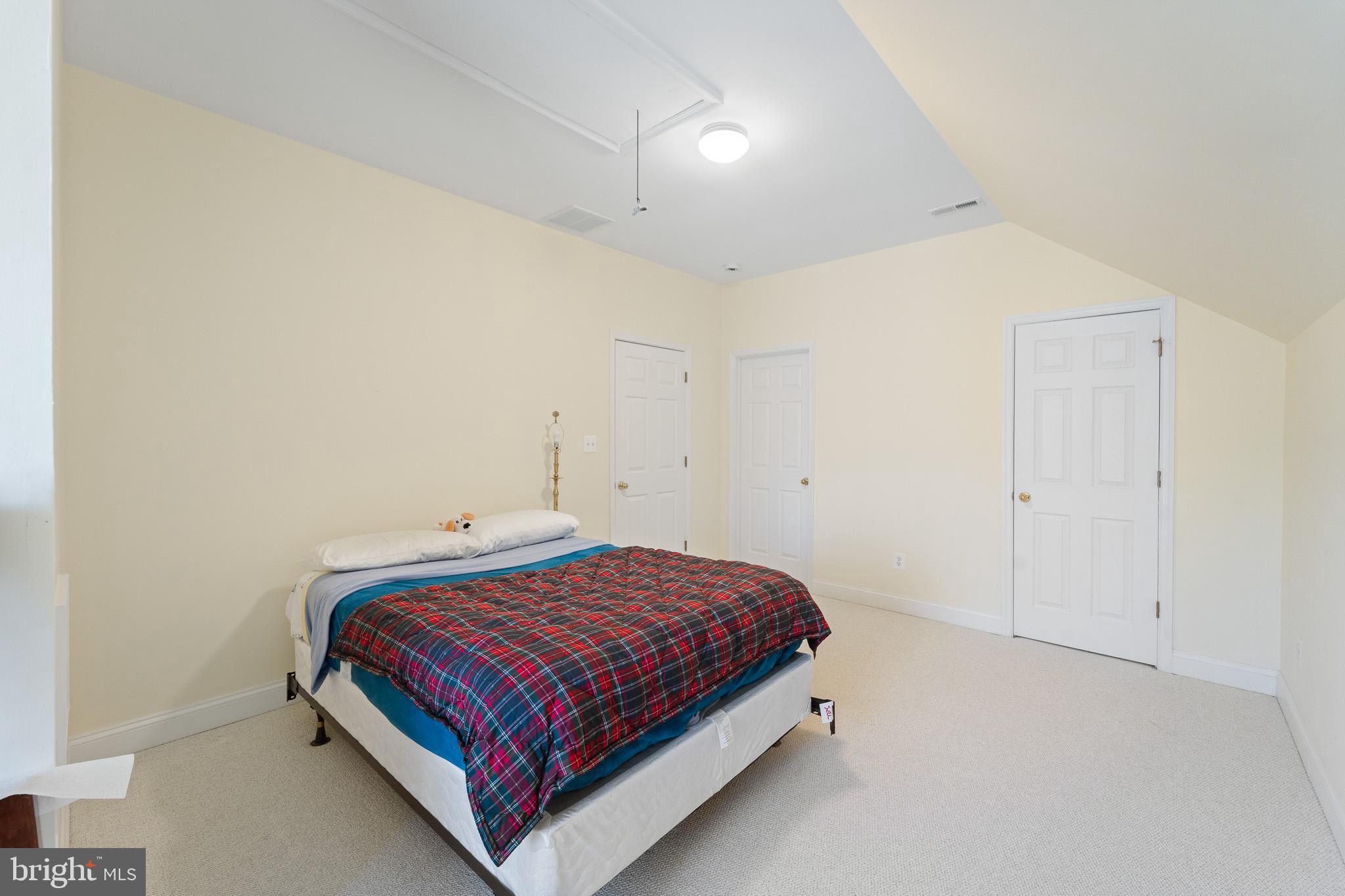 LOTHIAN - Residential