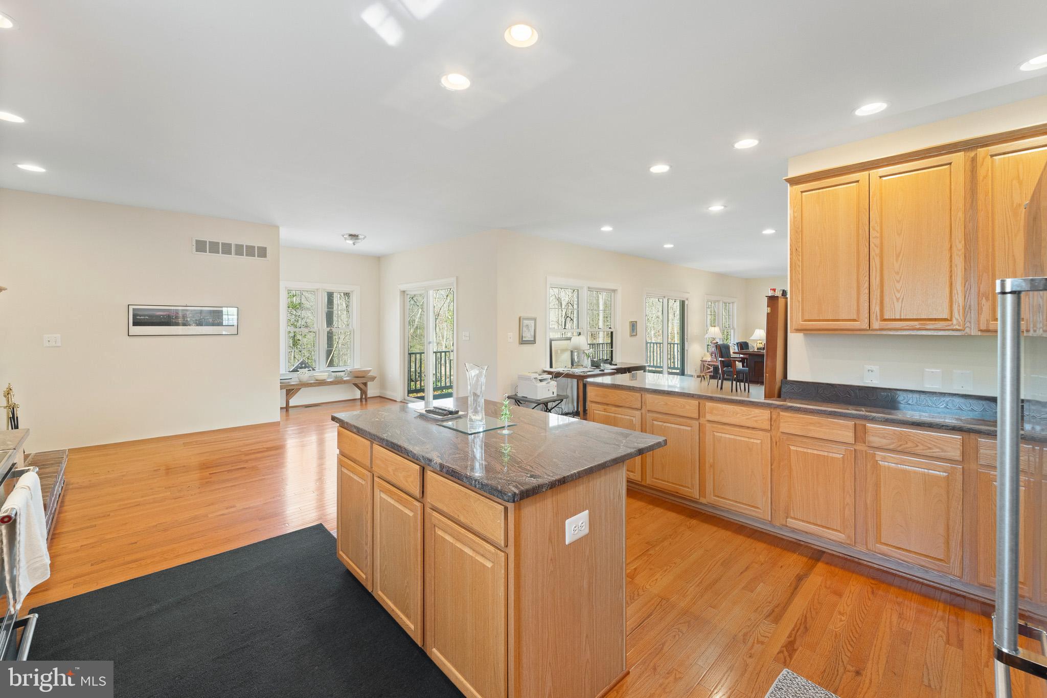 LOTHIAN - Residential