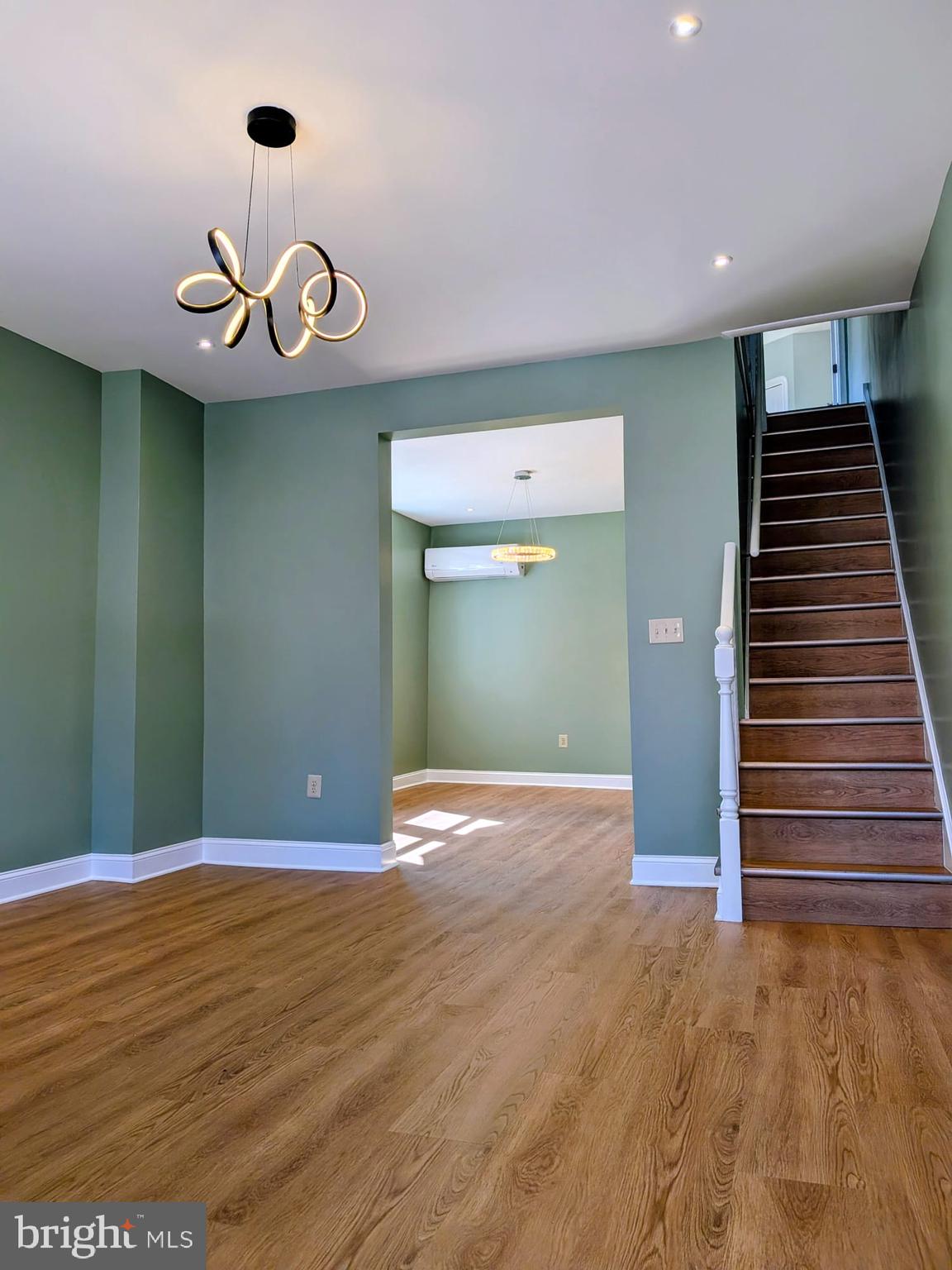 OLNEY - Residential
