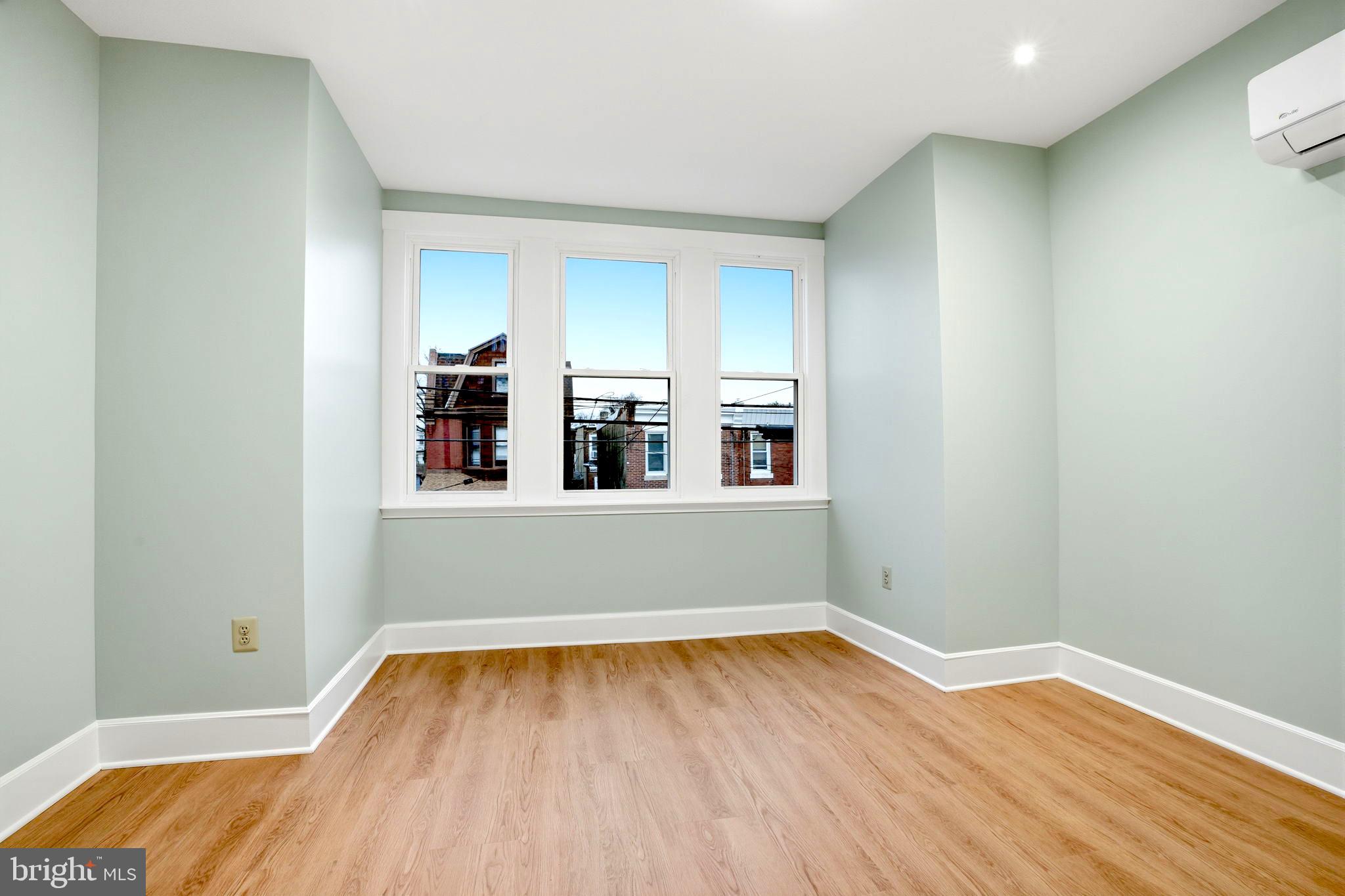 OLNEY - Residential