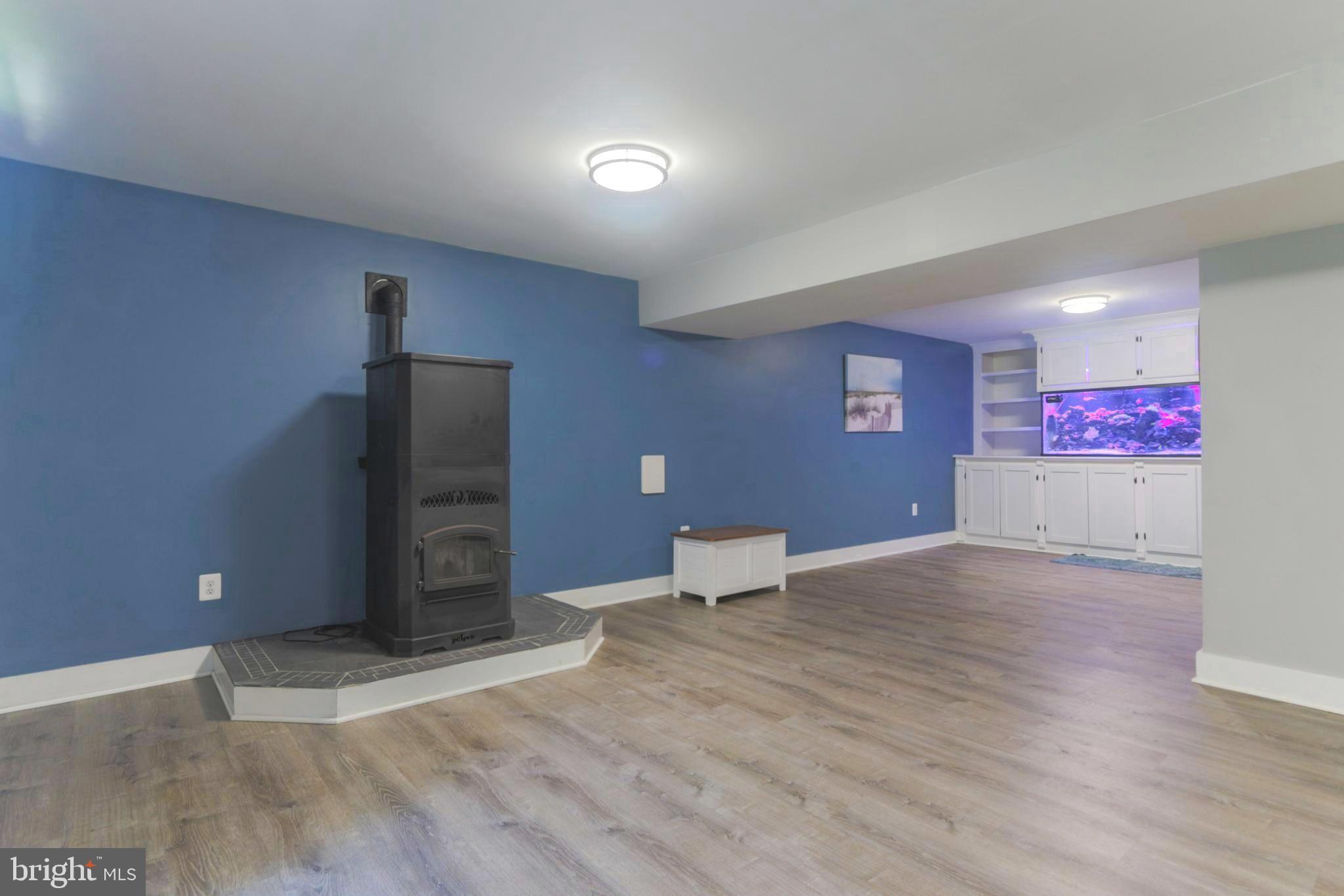 SARATOGA WOODS - Residential