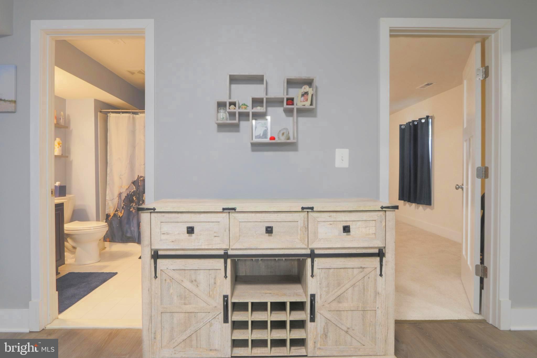SARATOGA WOODS - Residential