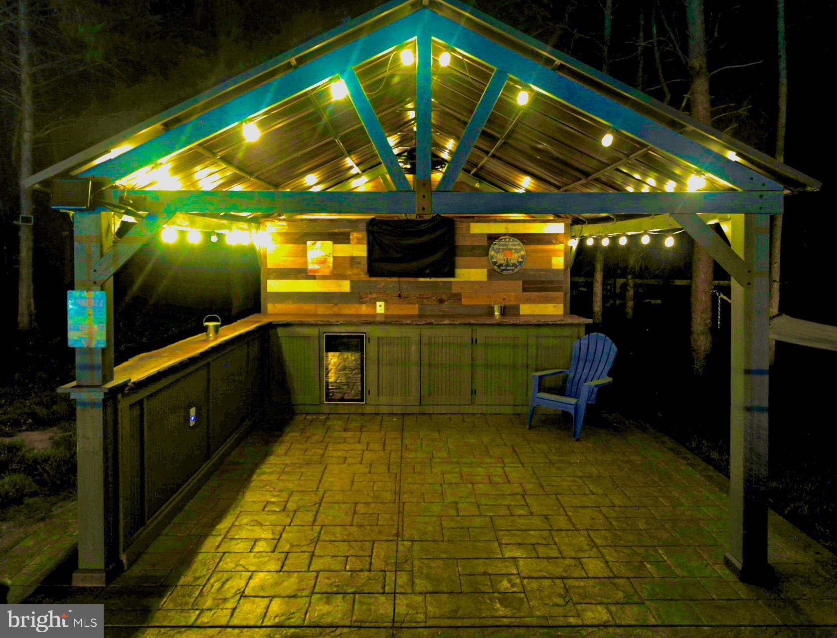 SARATOGA WOODS - Residential