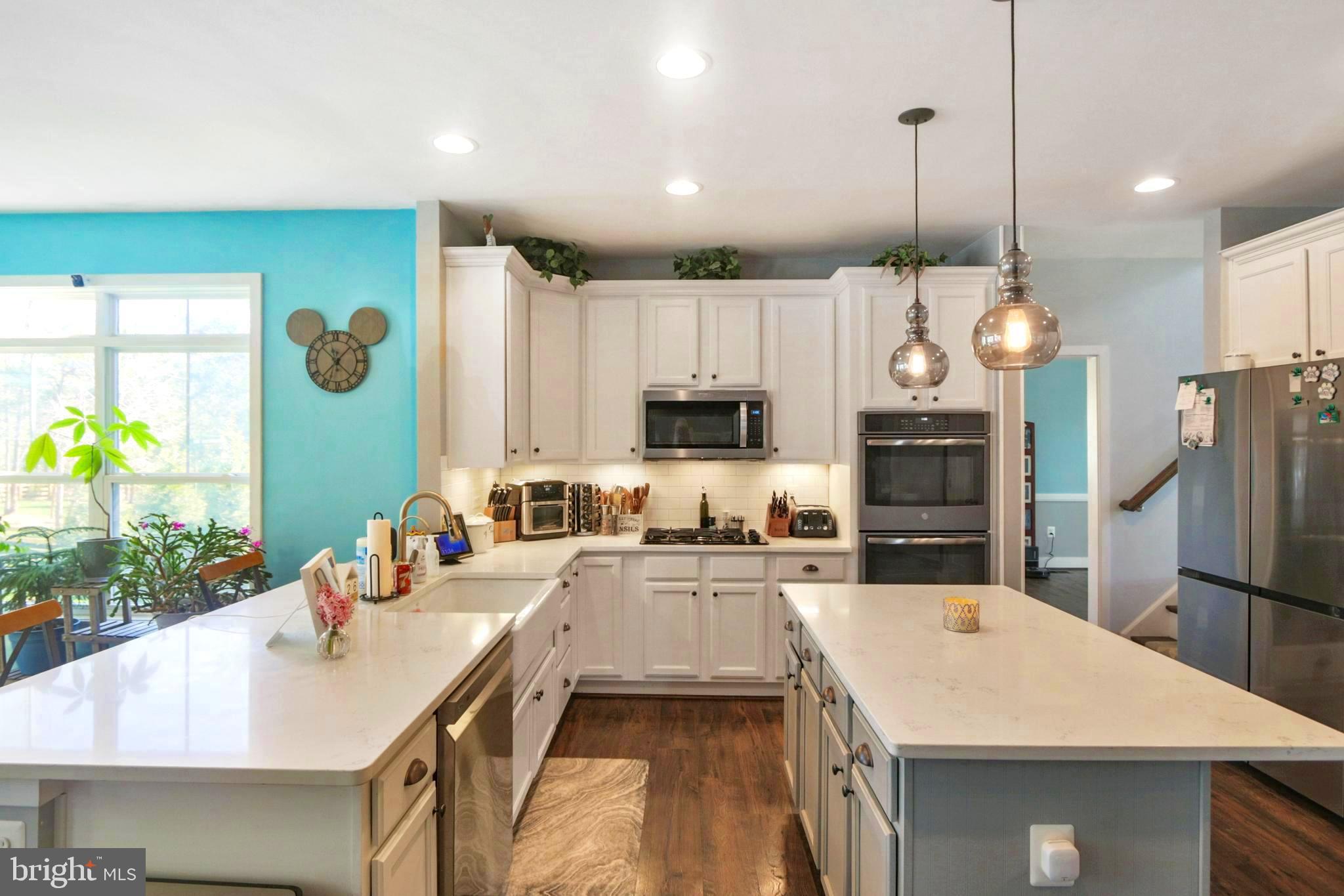 SARATOGA WOODS - Residential