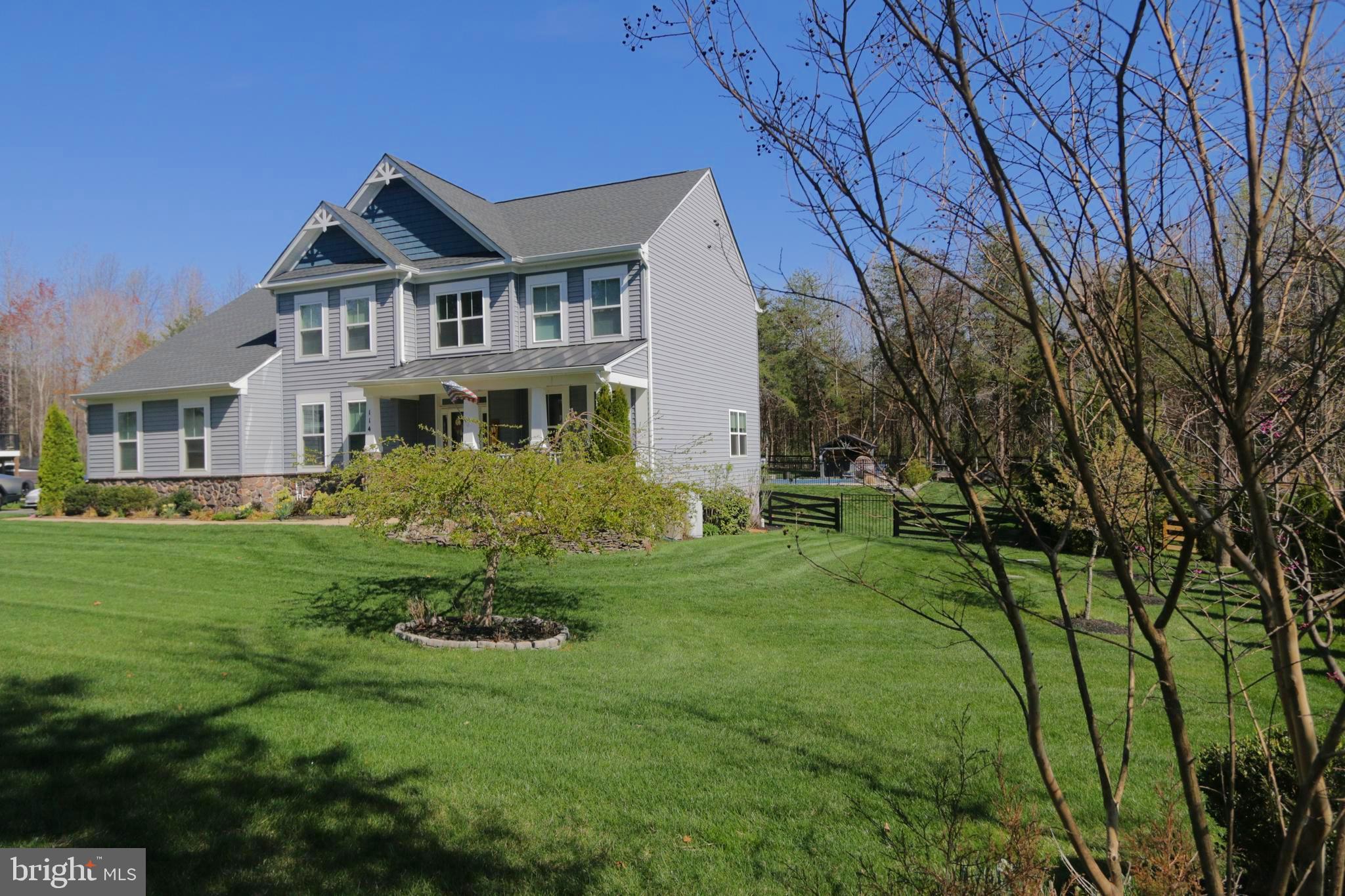 SARATOGA WOODS - Residential