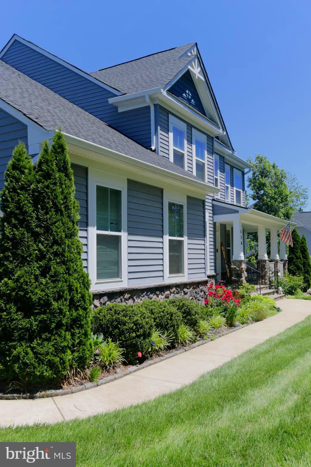 SARATOGA WOODS - Residential