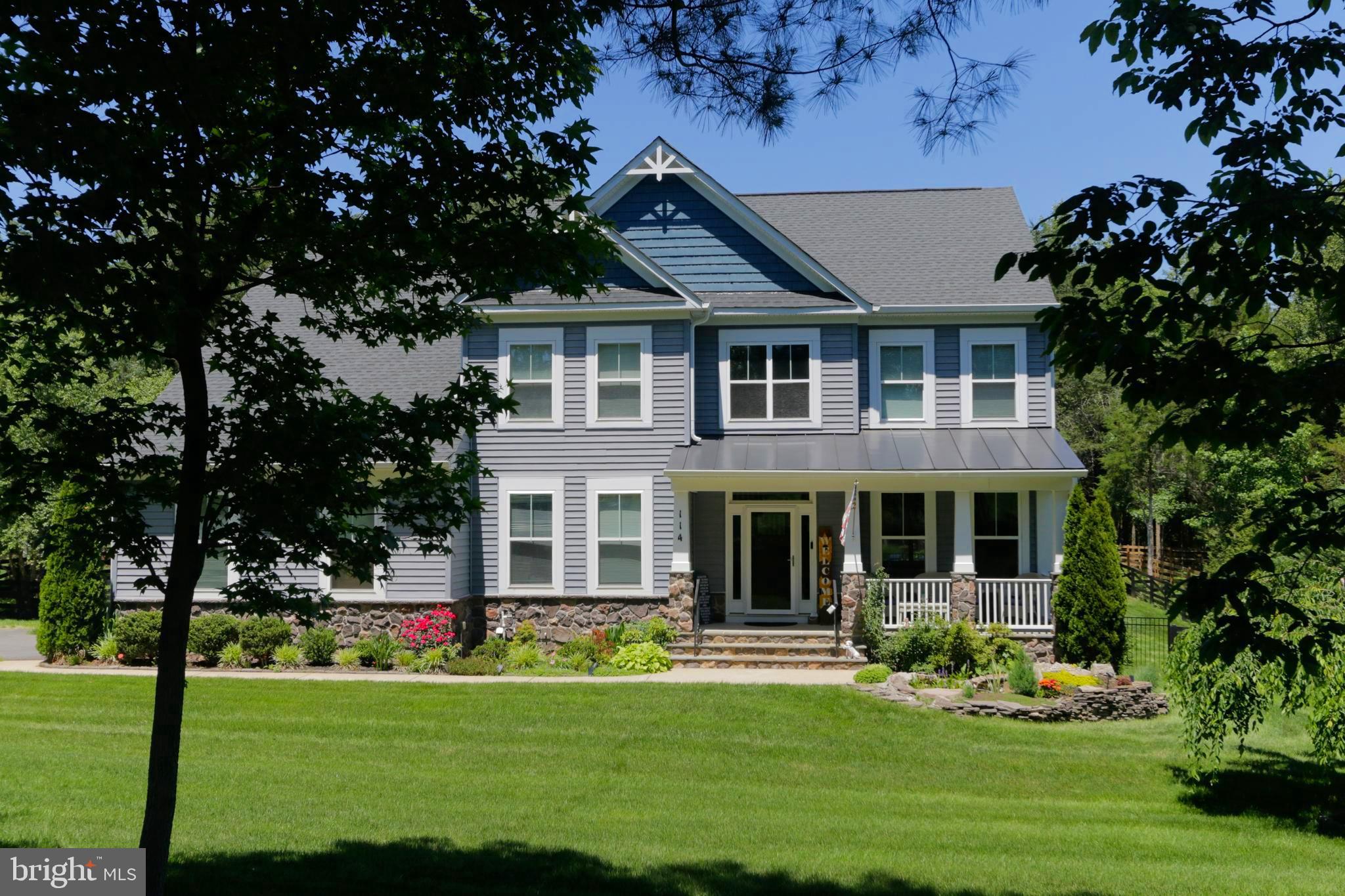 SARATOGA WOODS - Residential