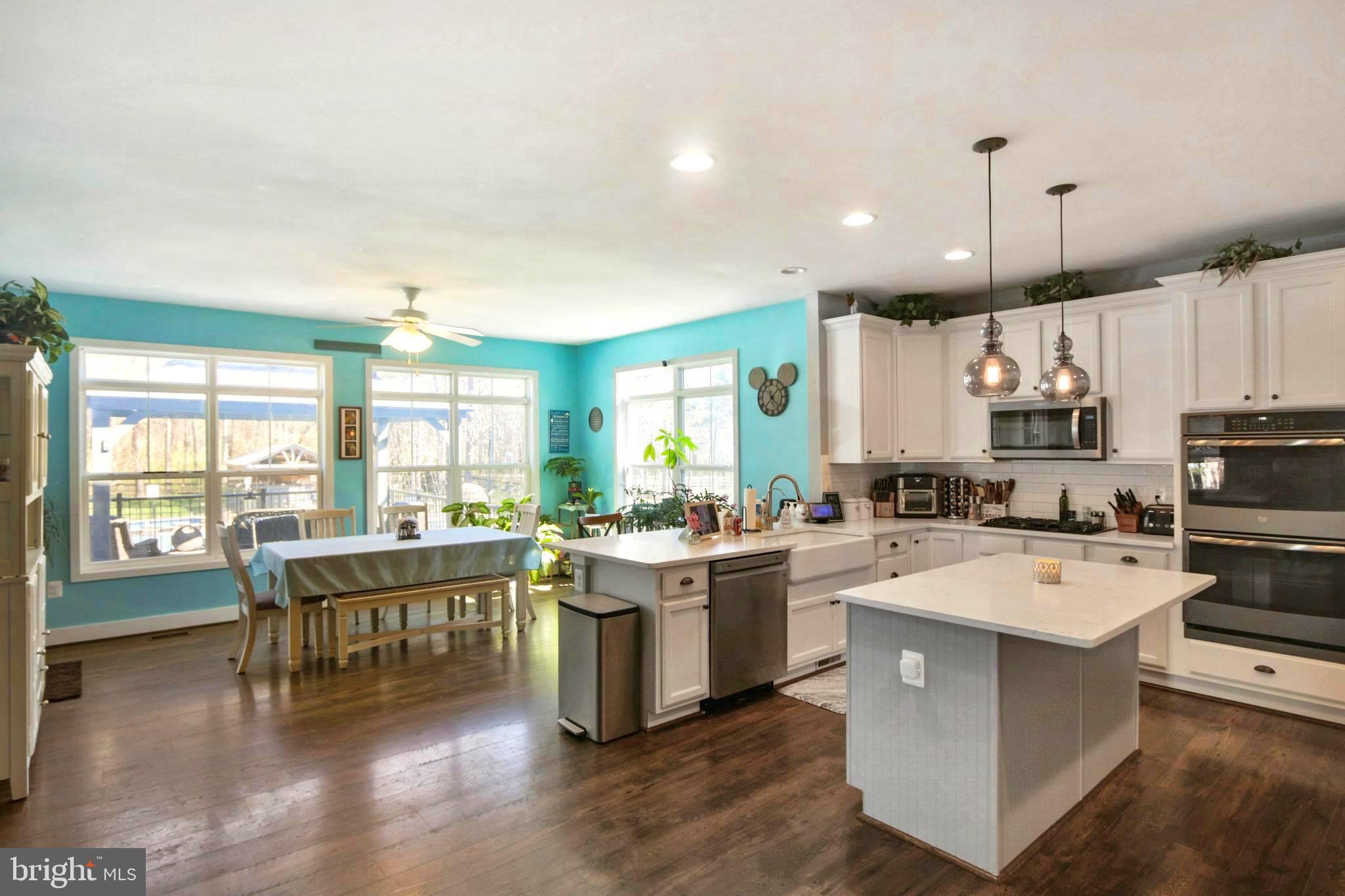 SARATOGA WOODS - Residential